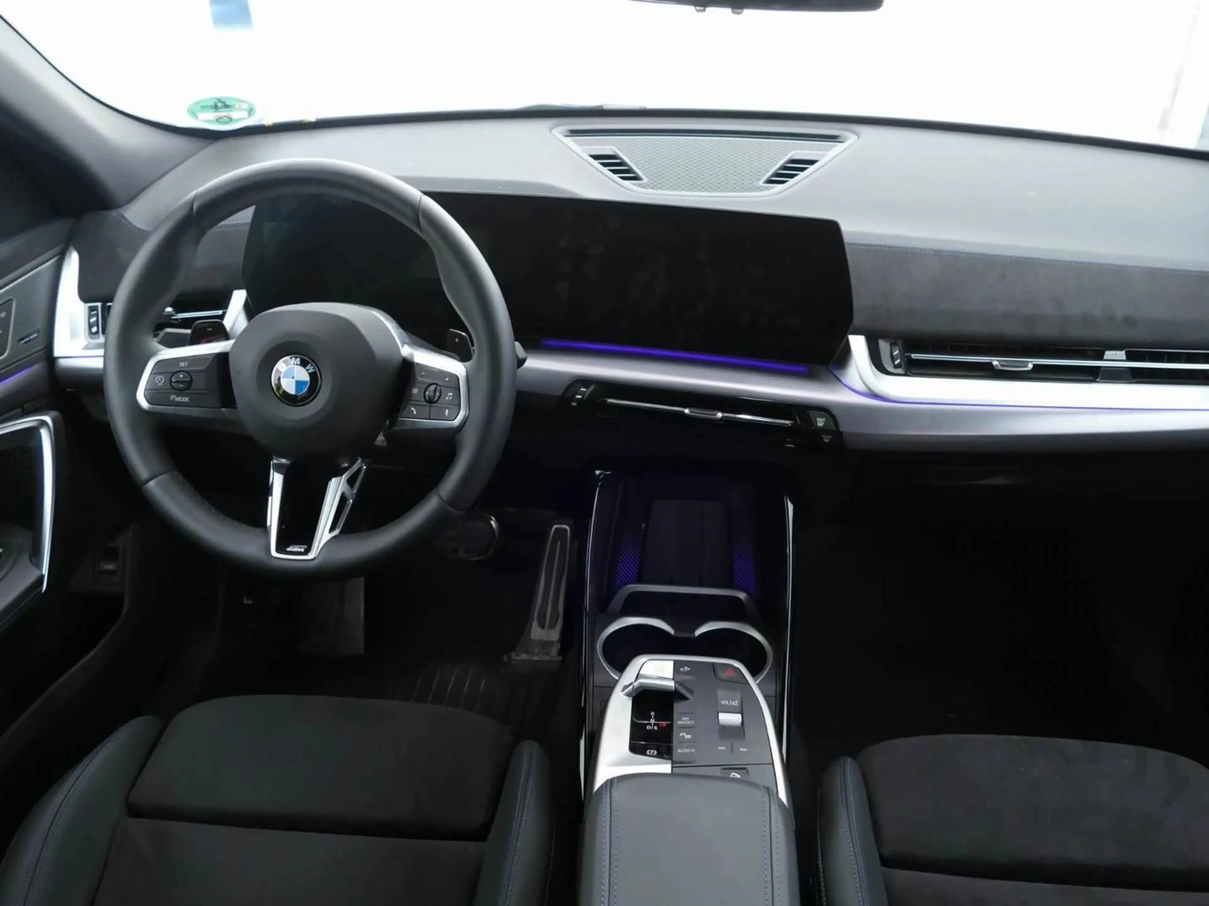 BMW X2 sDrive20i M SPORTPAKET+19"ALU+ANH.KUPPLUNG — photo 9