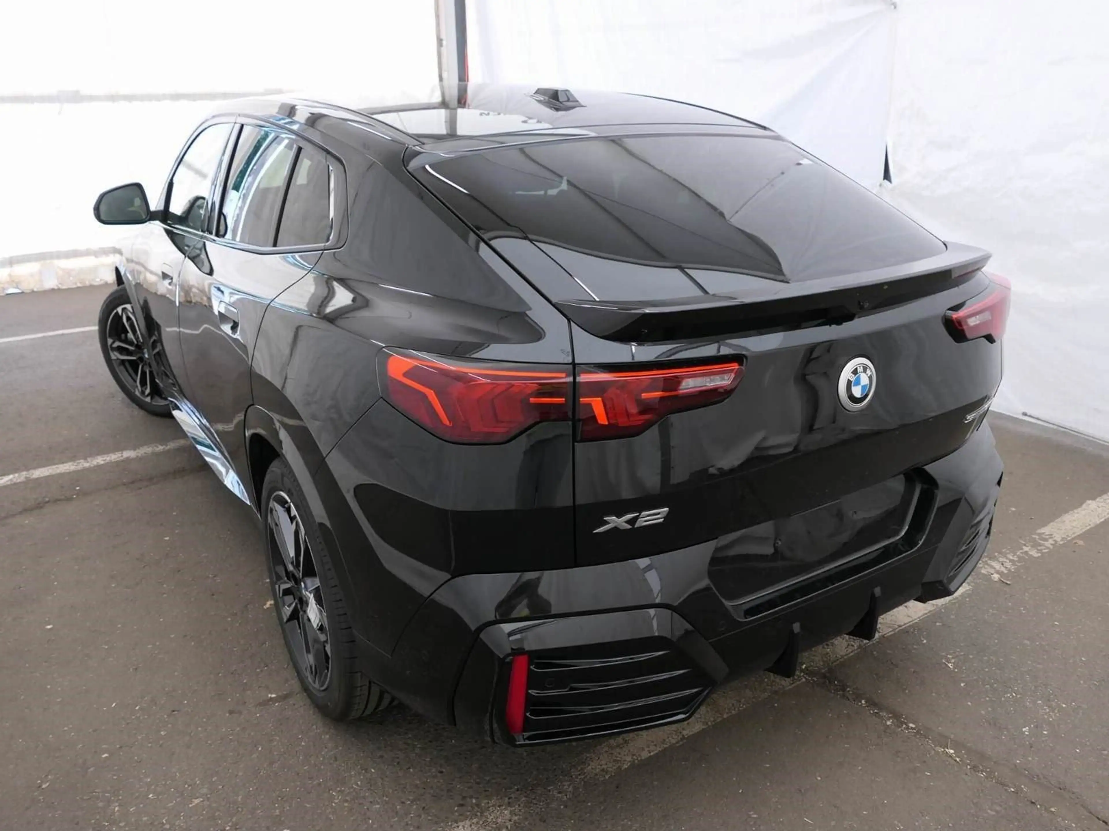 BMW X2 sDrive20i M SPORTPAKET+19"ALU+ANH.KUPPLUNG — photo 5