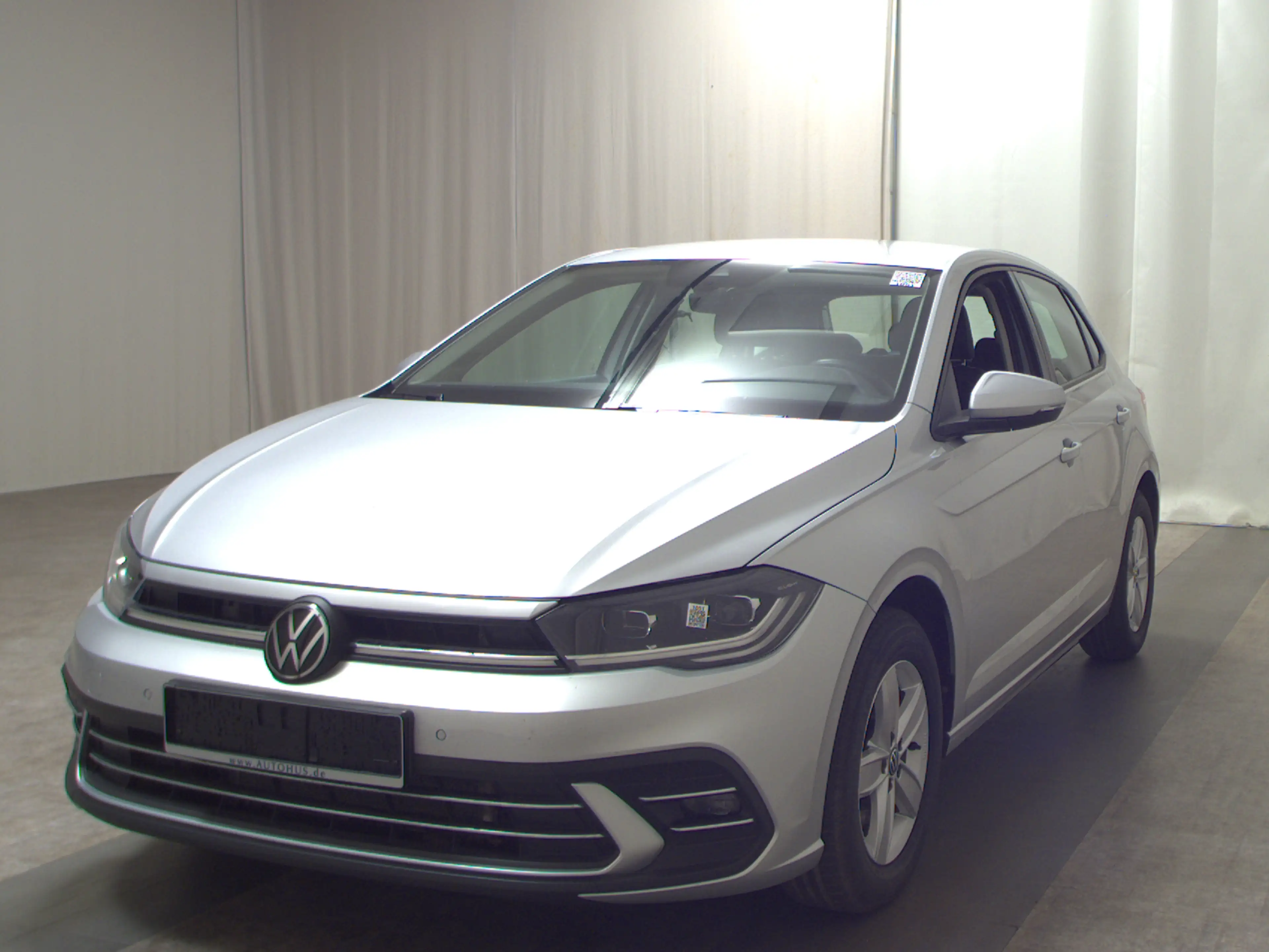 Volkswagen Polo VW Polo 1.0 TSI Style DSG NAVI DC Matrix SHZ PDC — photo 2