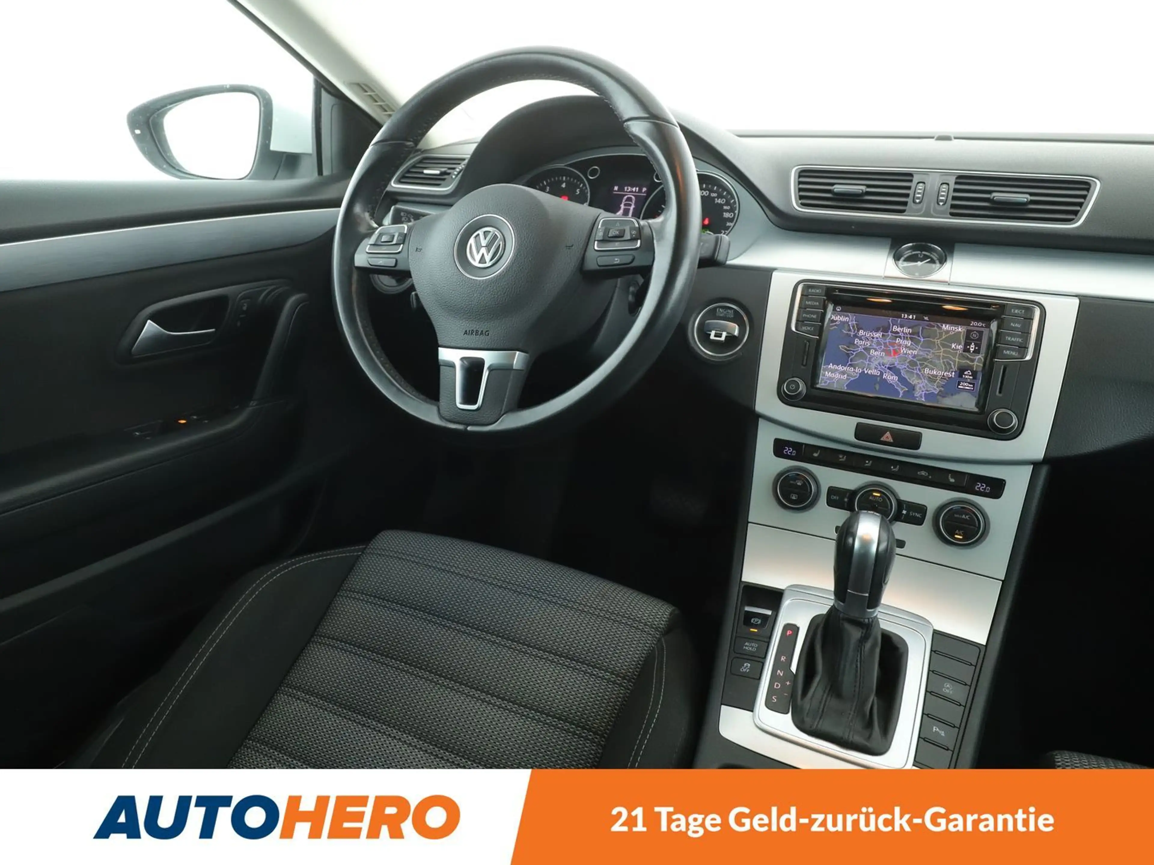 Volkswagen CC 1.4 TSI BMT Aut.*NAVI*BI-XENON*TEMPO*PDC*SHZ* — photo 13