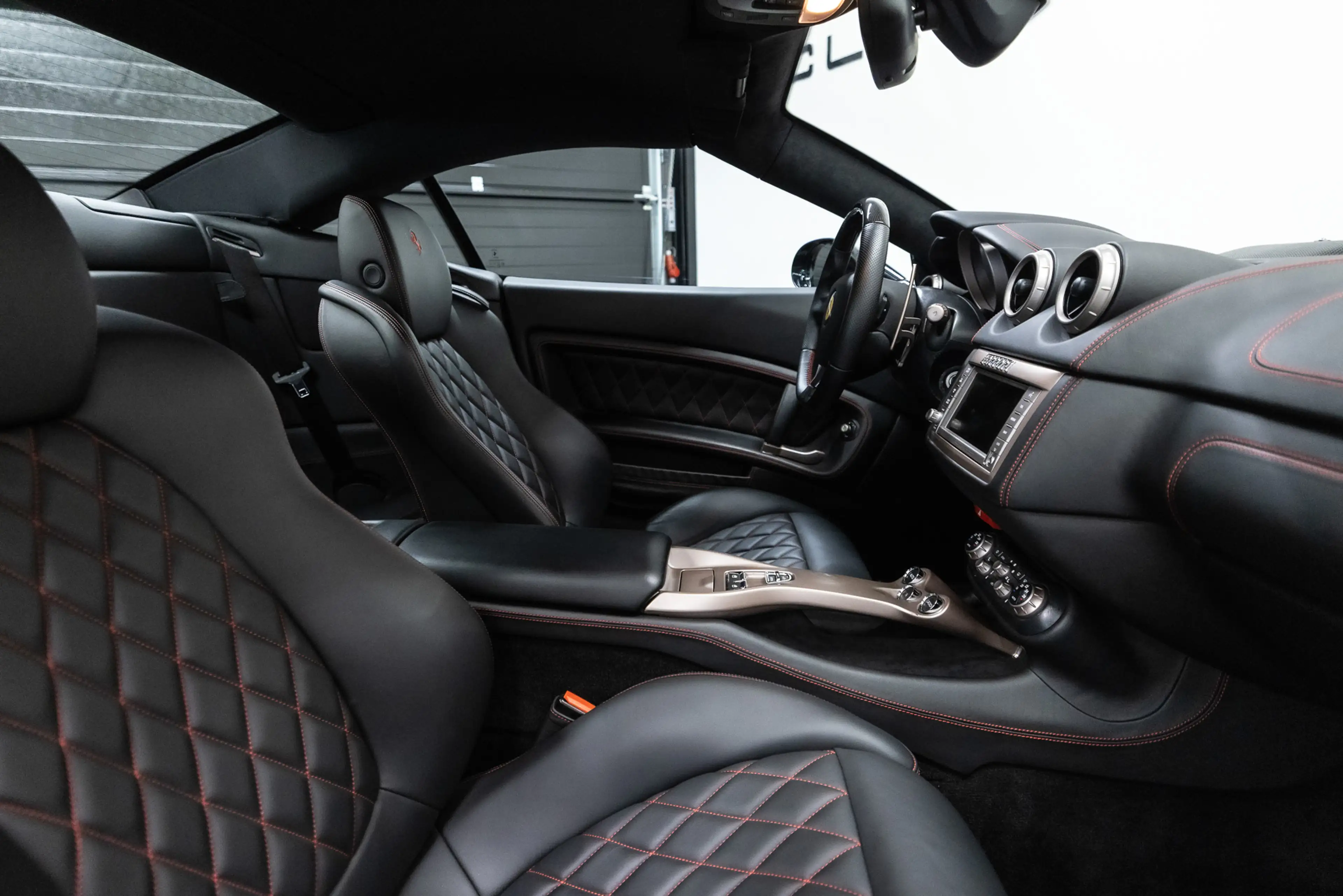Ferrari California 4.3 V8 30 Btw auto, (€ 107.396,69 Ex B.T.W) DEALER — photo 2