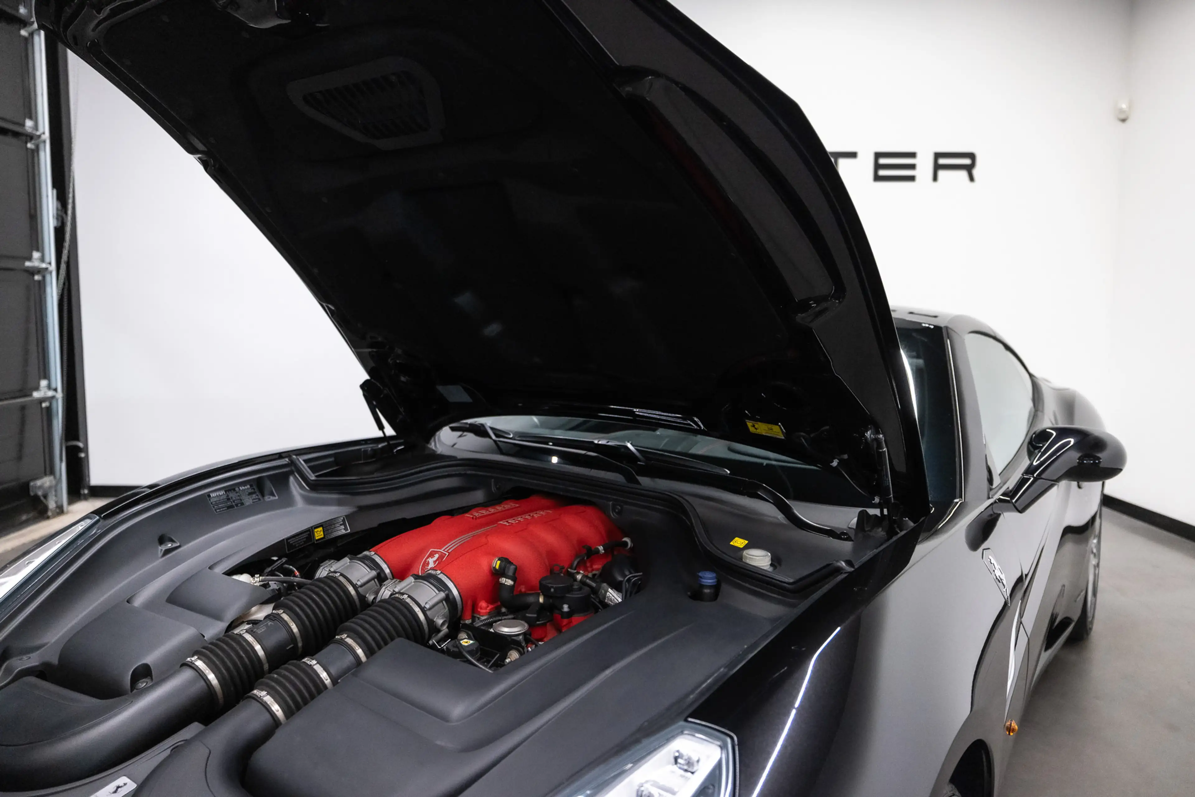 Ferrari California 4.3 V8 30 Btw auto, (€ 107.396,69 Ex B.T.W) DEALER — photo 30