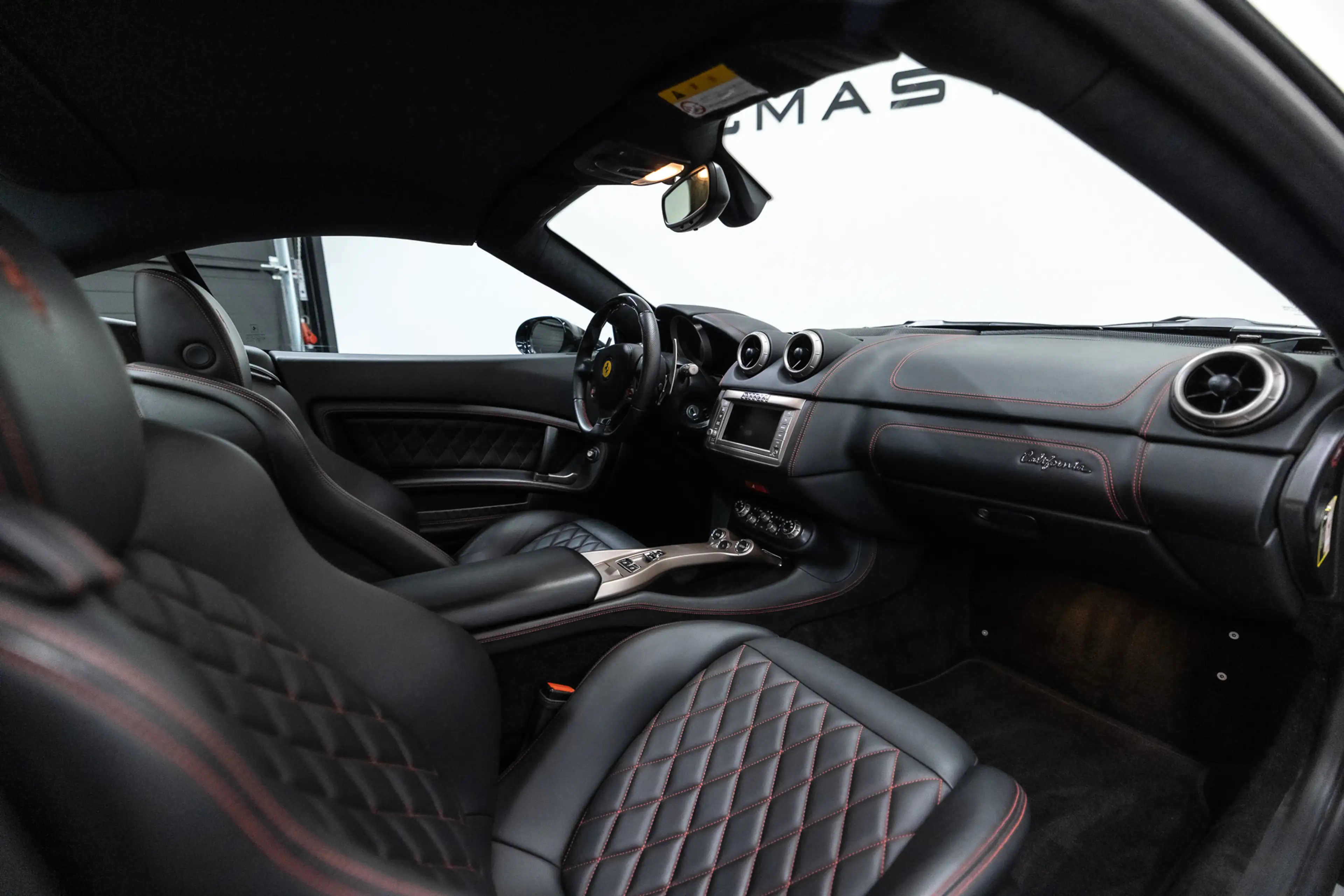 Ferrari California 4.3 V8 30 Btw auto, (€ 107.396,69 Ex B.T.W) DEALER — photo 38