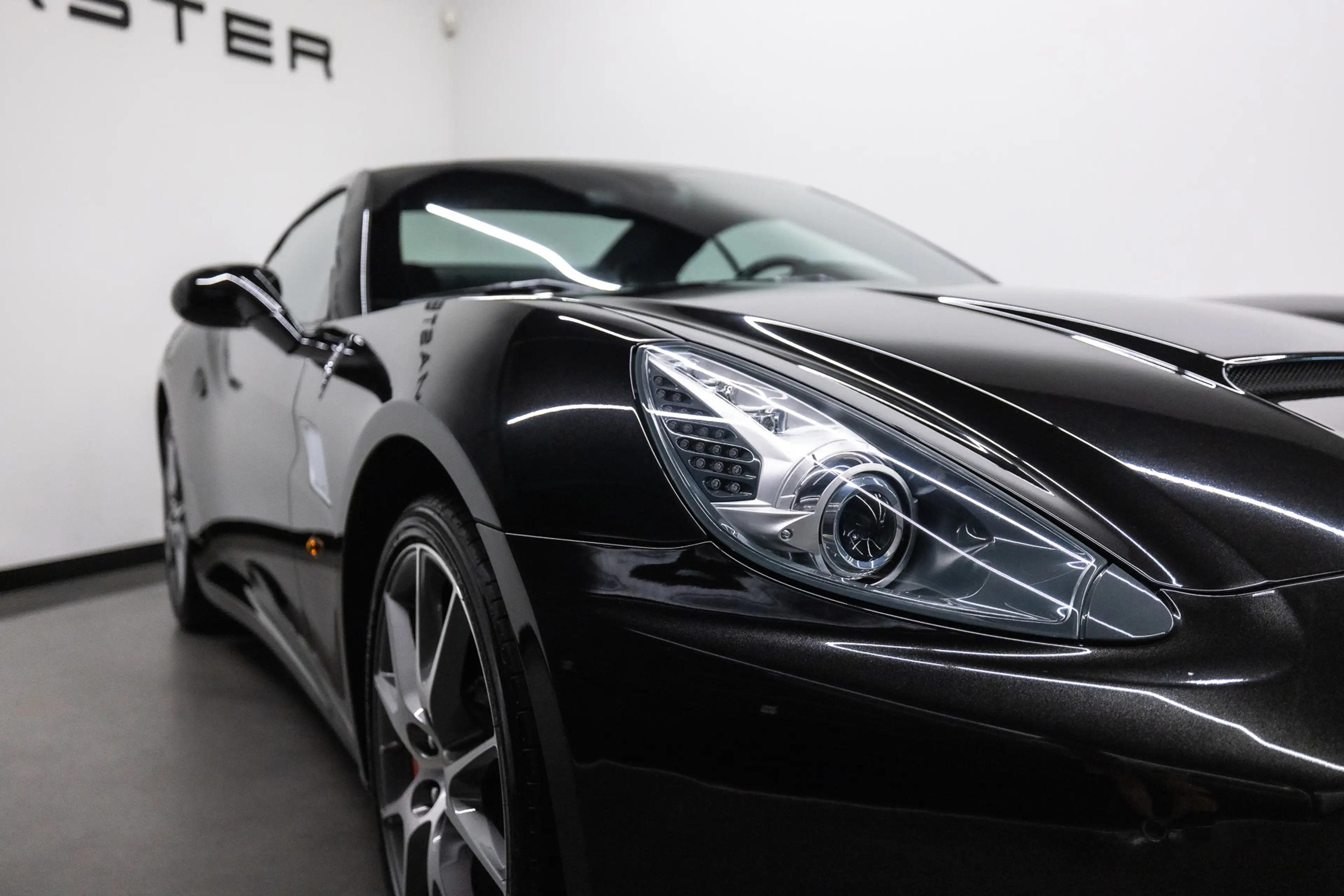 Ferrari California 4.3 V8 30 Btw auto, (€ 107.396,69 Ex B.T.W) DEALER — photo 19