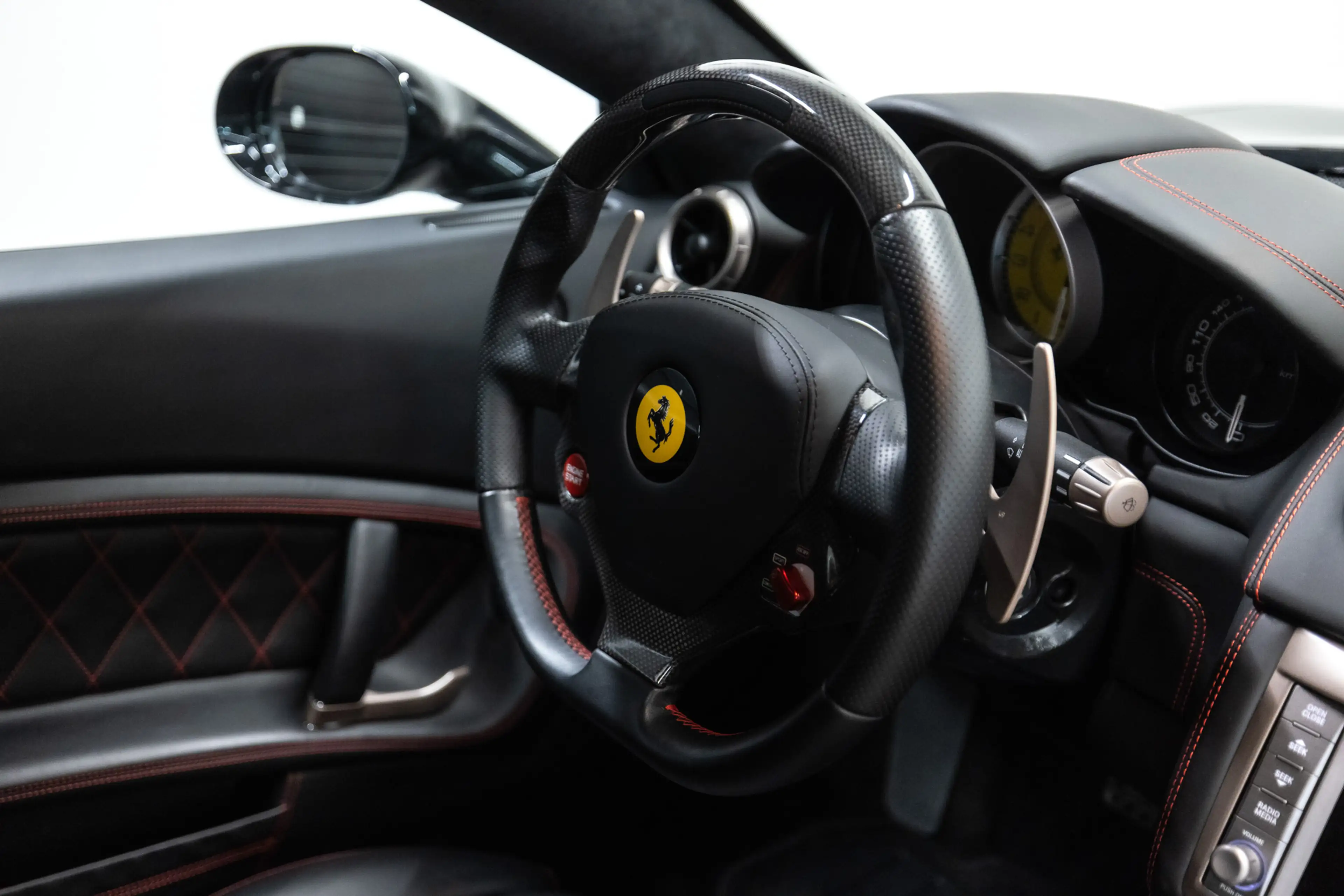 Ferrari California 4.3 V8 30 Btw auto, (€ 107.396,69 Ex B.T.W) DEALER — photo 22