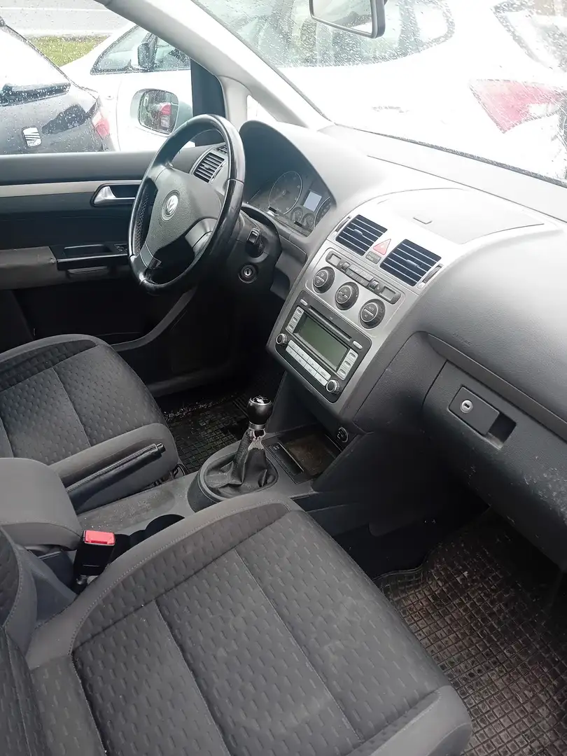 Volkswagen Touran Export oder Händler - 2