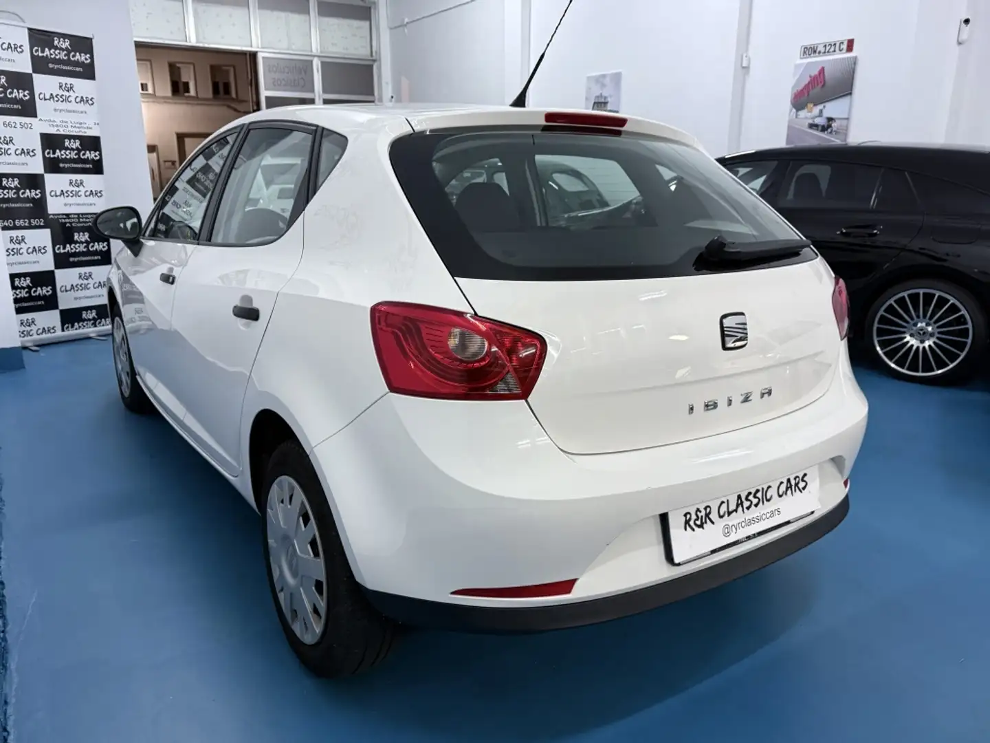 SEAT Ibiza 1.9TDI Reference 90 Blanc - 2