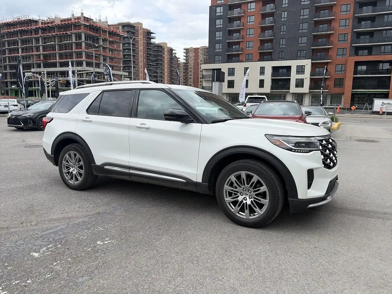 Ford Explorer снимка Ford Explorer
