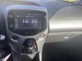 Toyota Aygo X-play MT 1.0 Benz srebrna - thumbnail 12