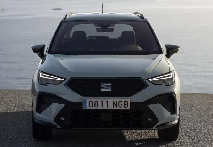 SEAT Arona 2021, foto 6
