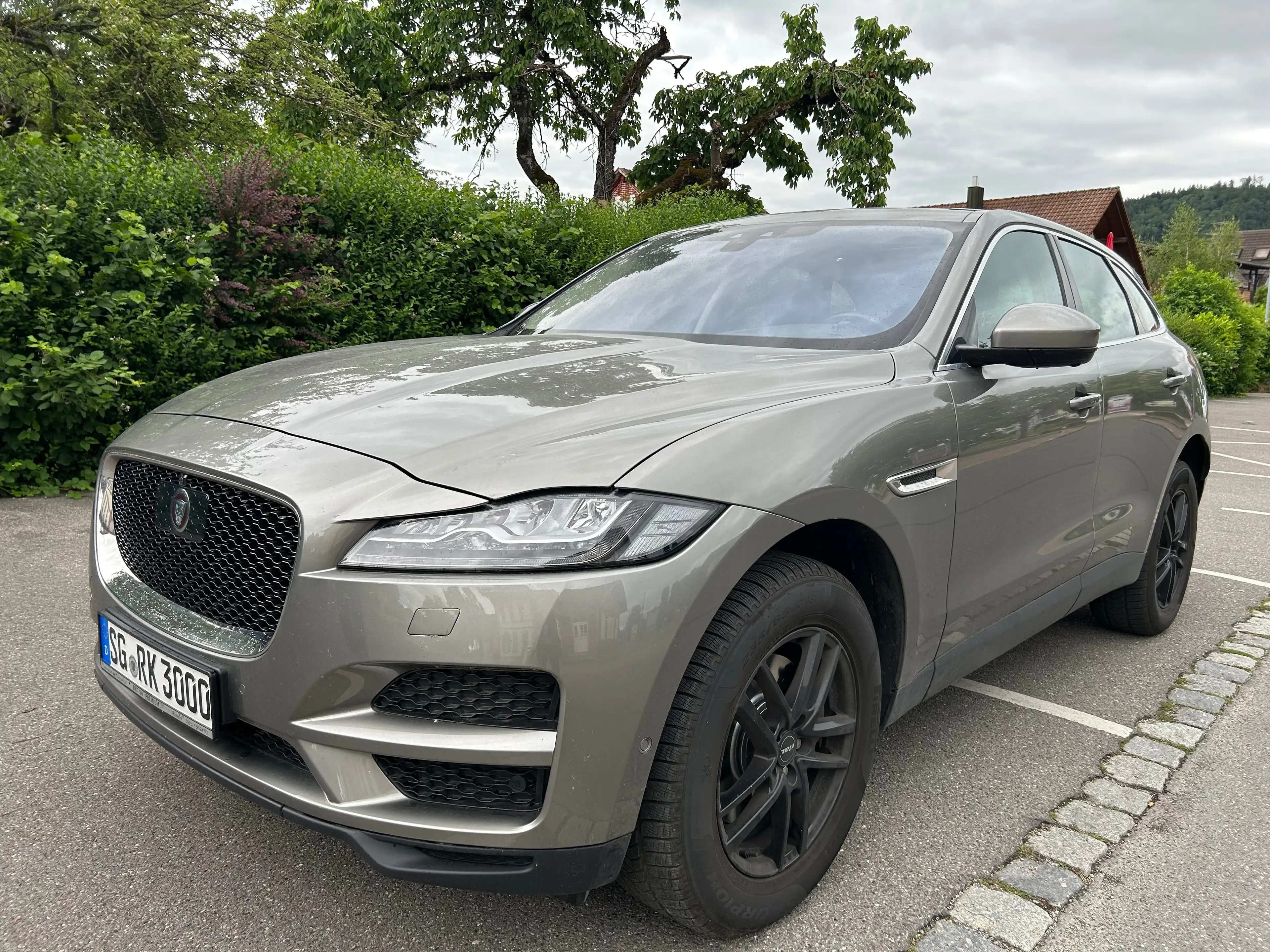Jaguar F-Pace Portfolio AWD