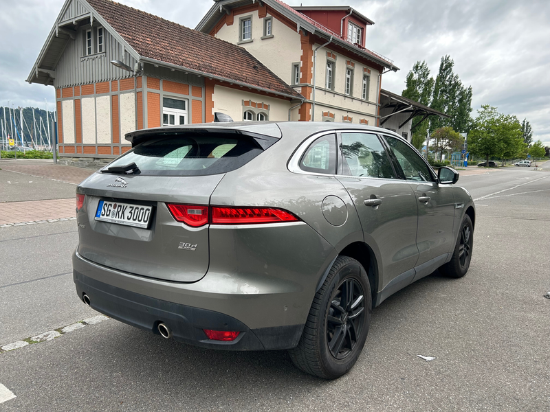 Jaguar F-Pace Portfolio AWD — photo 5