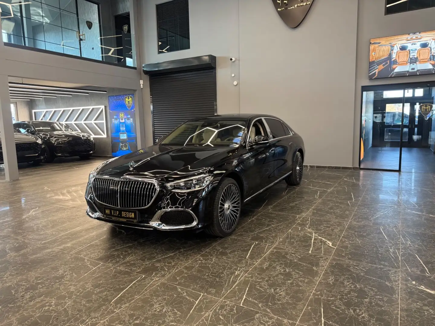 Mercedes-Benz S 580 MAYBACH MY 2025 +E Active Body Negru - 1