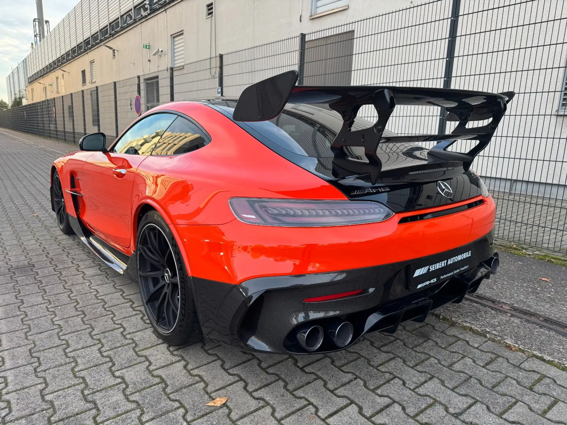 벤츠 AMG GT 2021 레드 사진 4