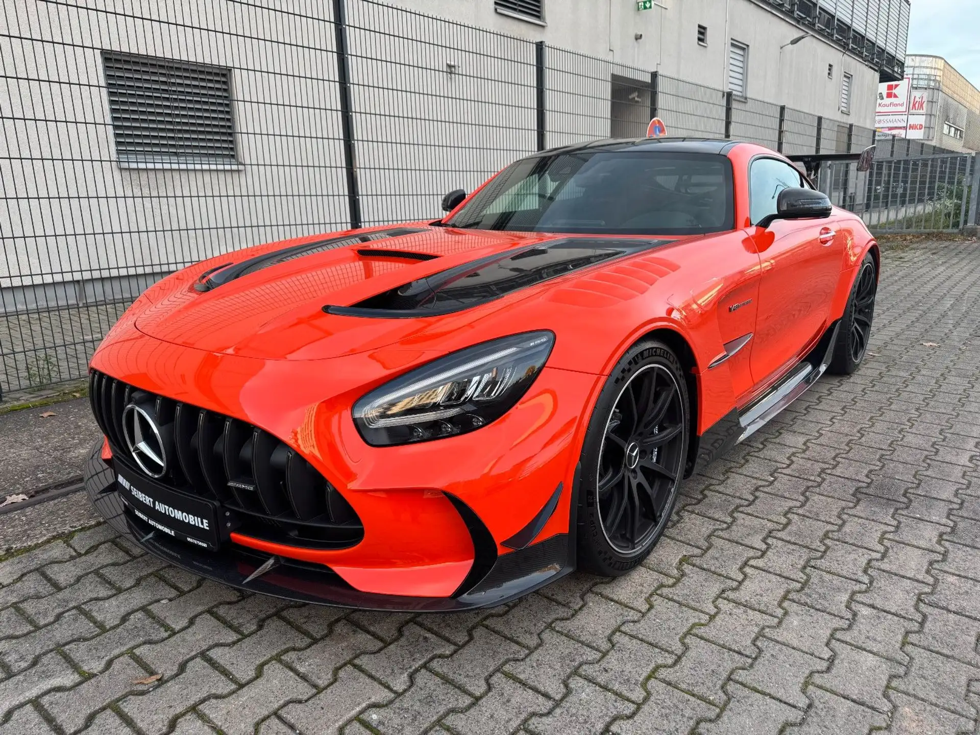 벤츠 AMG GT 2021 레드 사진 6