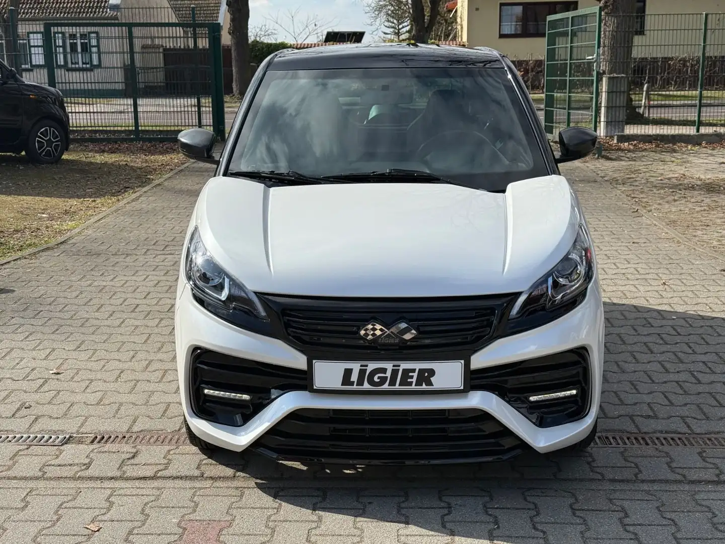 Ligier JS 50 Sport Mopedauto L6e 45 KM/H Weiß - 2