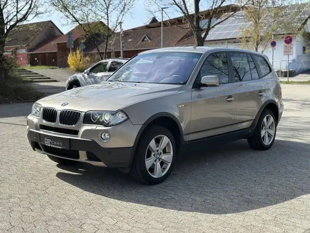 BMW X3 2.0d Aut. LCI 4x4|Bi-Xenon| HiFi| PDC|Comfort Plus