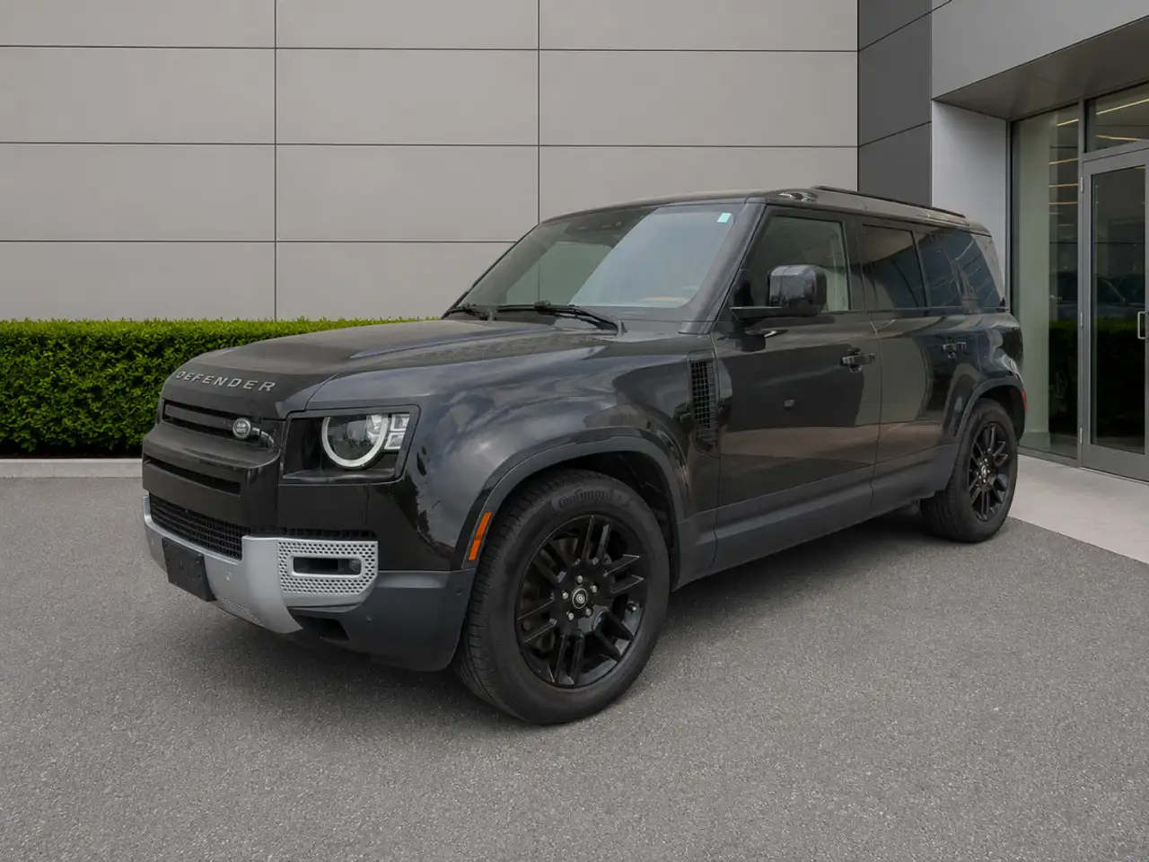 2023 Land Rover Defender
