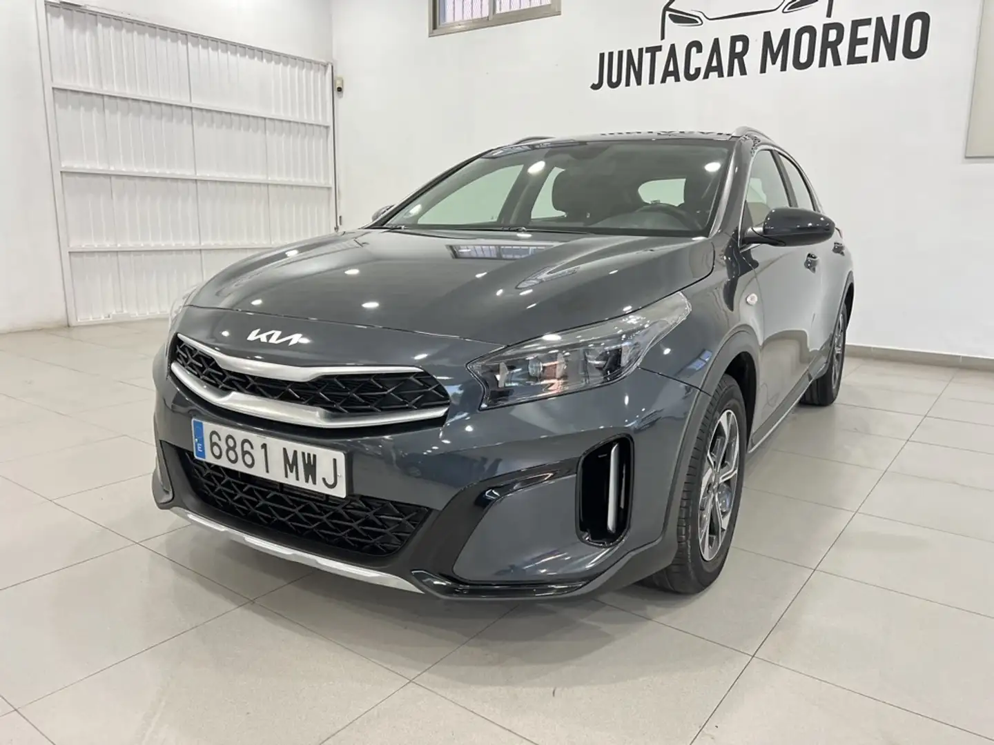 Kia XCeed 1.0 T-GDi Drive Gris - 2