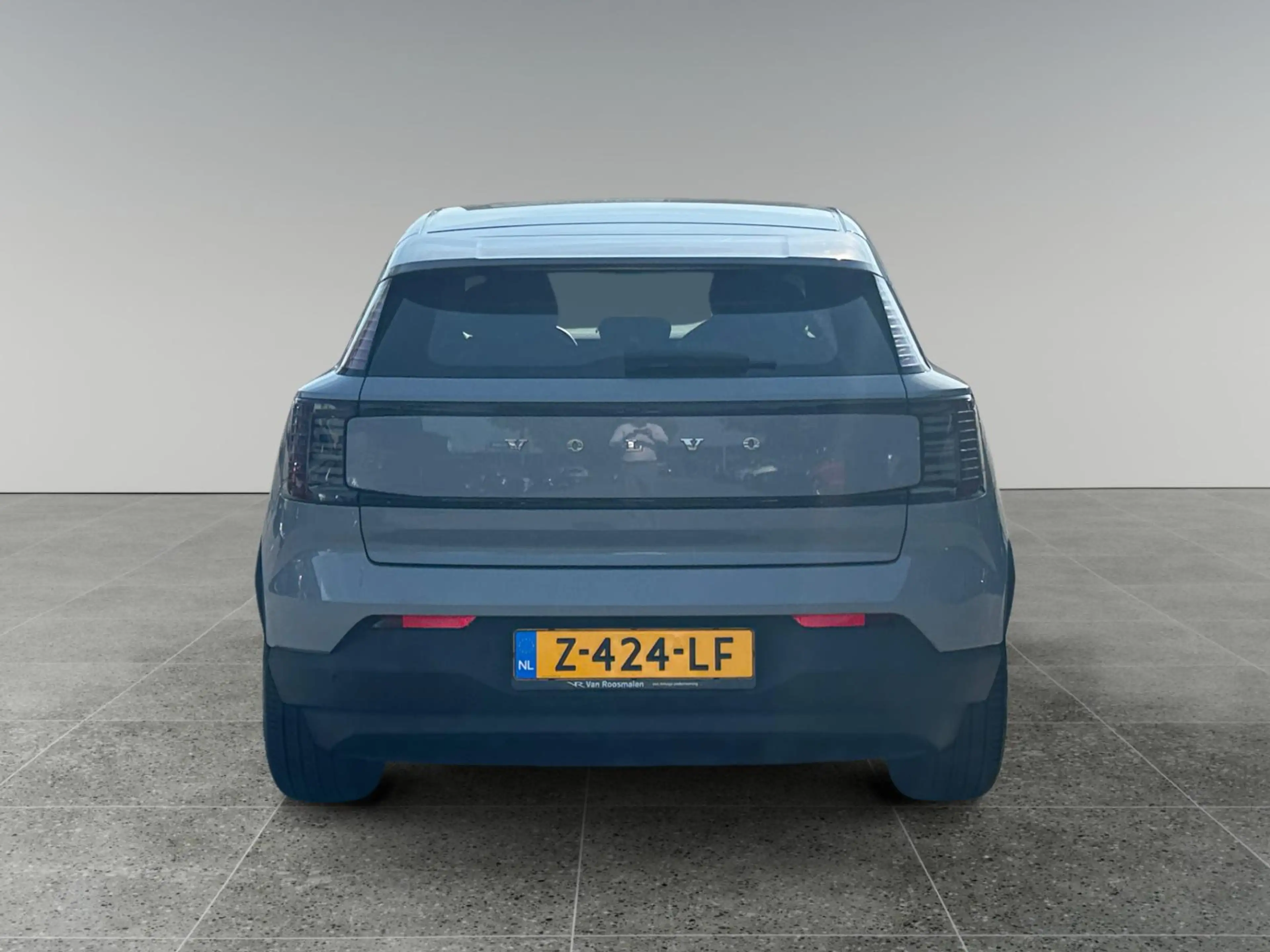 Volvo EX30 Single Motor Core 51 kWh — photo 4