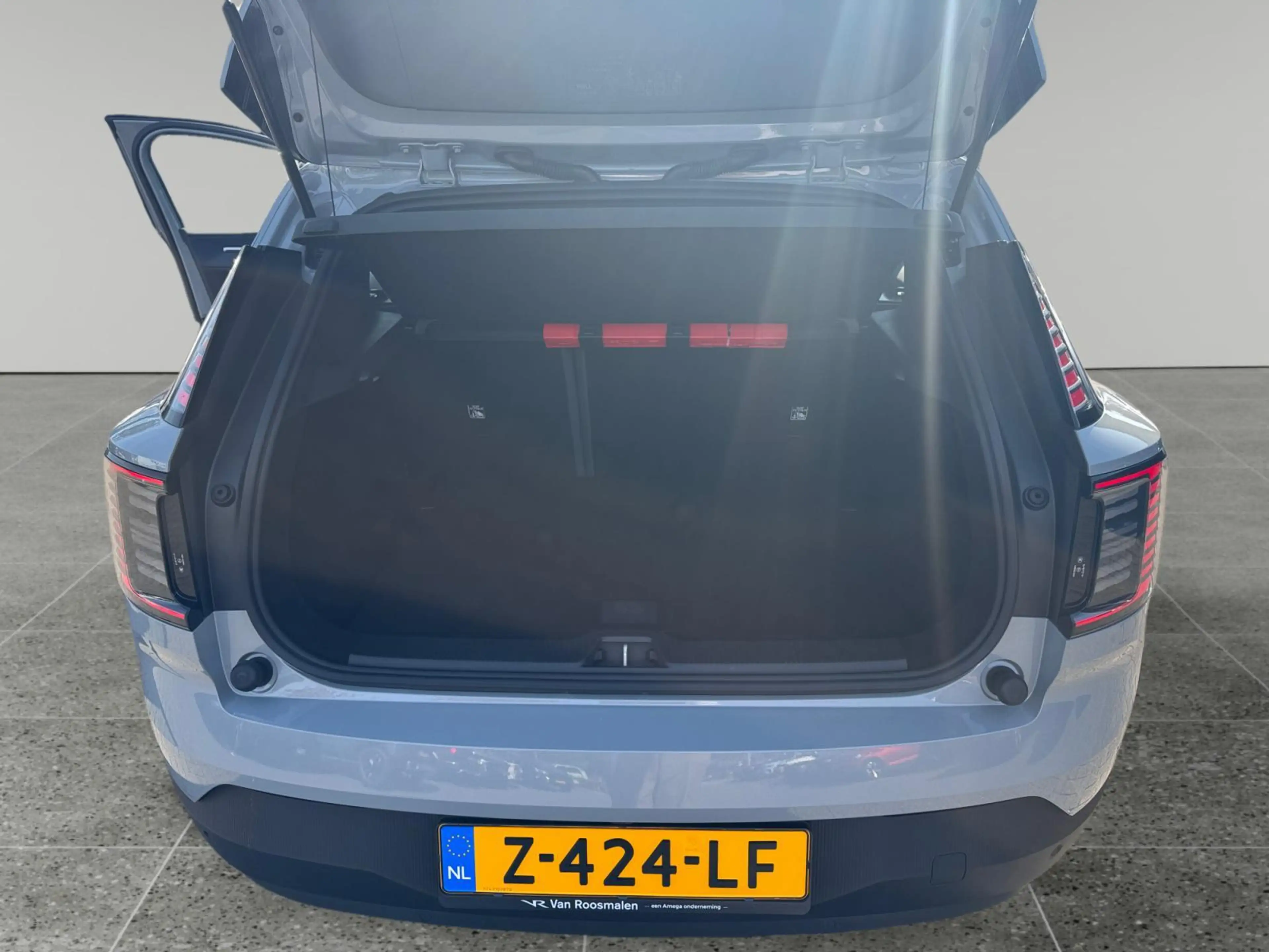 Volvo EX30 Single Motor Core 51 kWh — photo 10