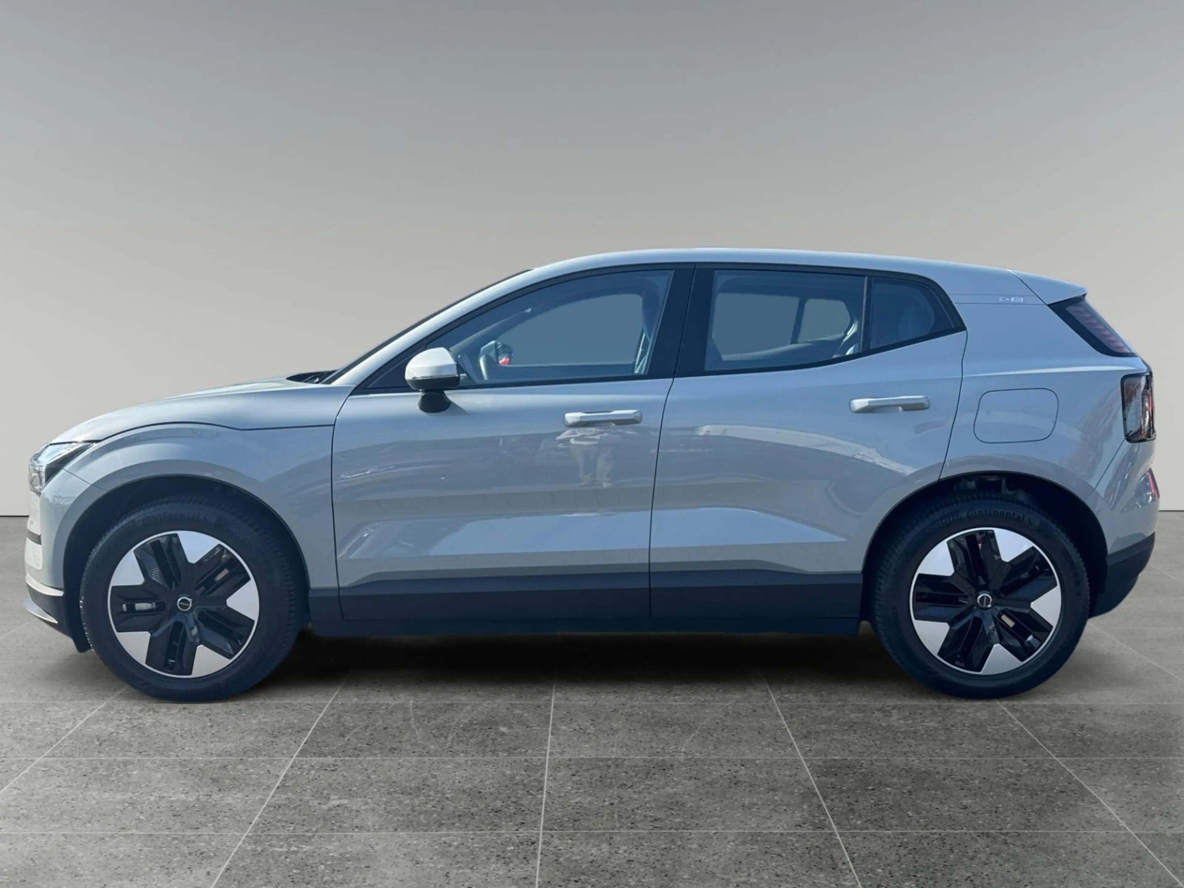 Volvo EX30 Single Motor Core 51 kWh — photo 2