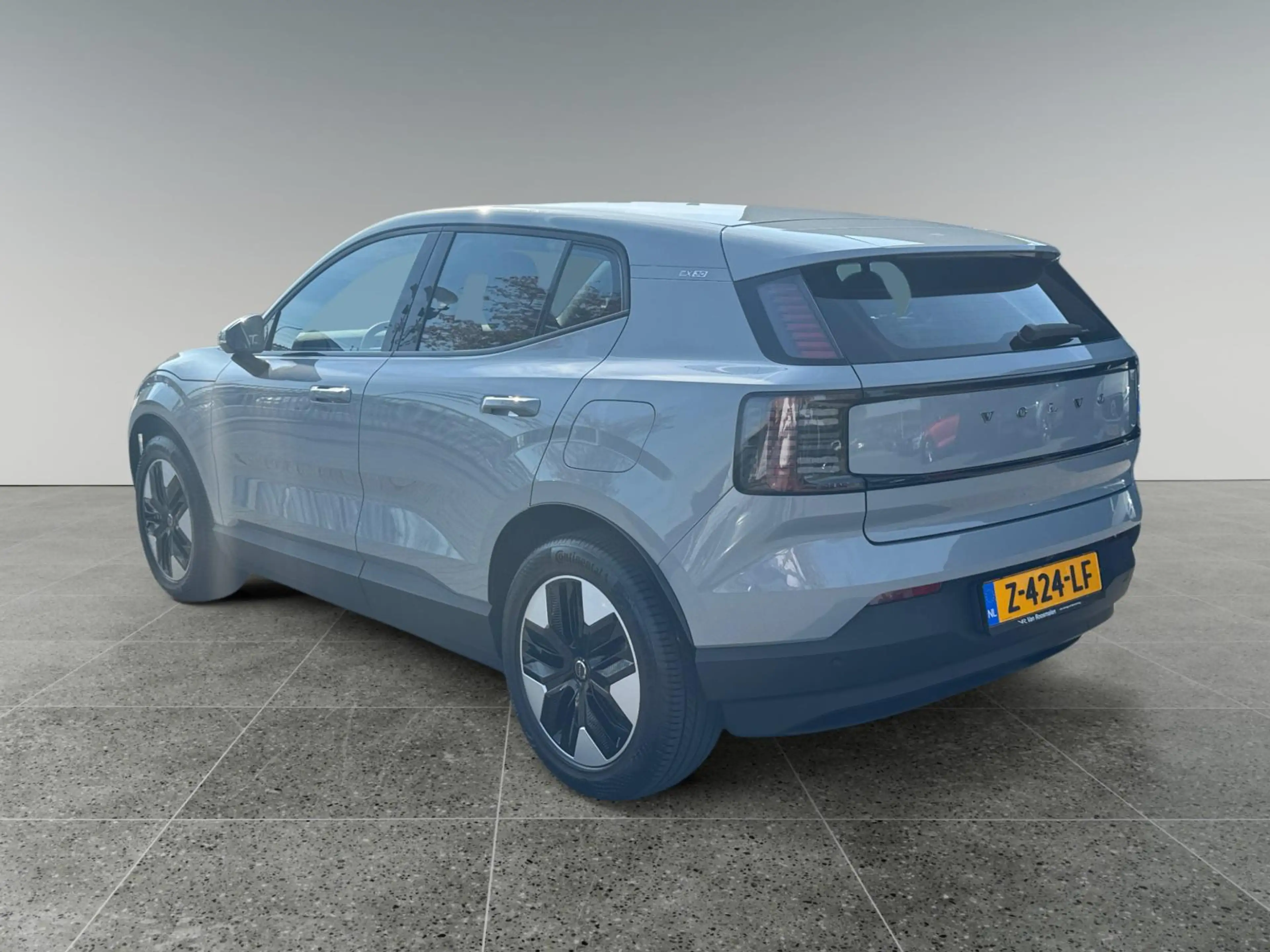 Volvo EX30 Single Motor Core 51 kWh — photo 3