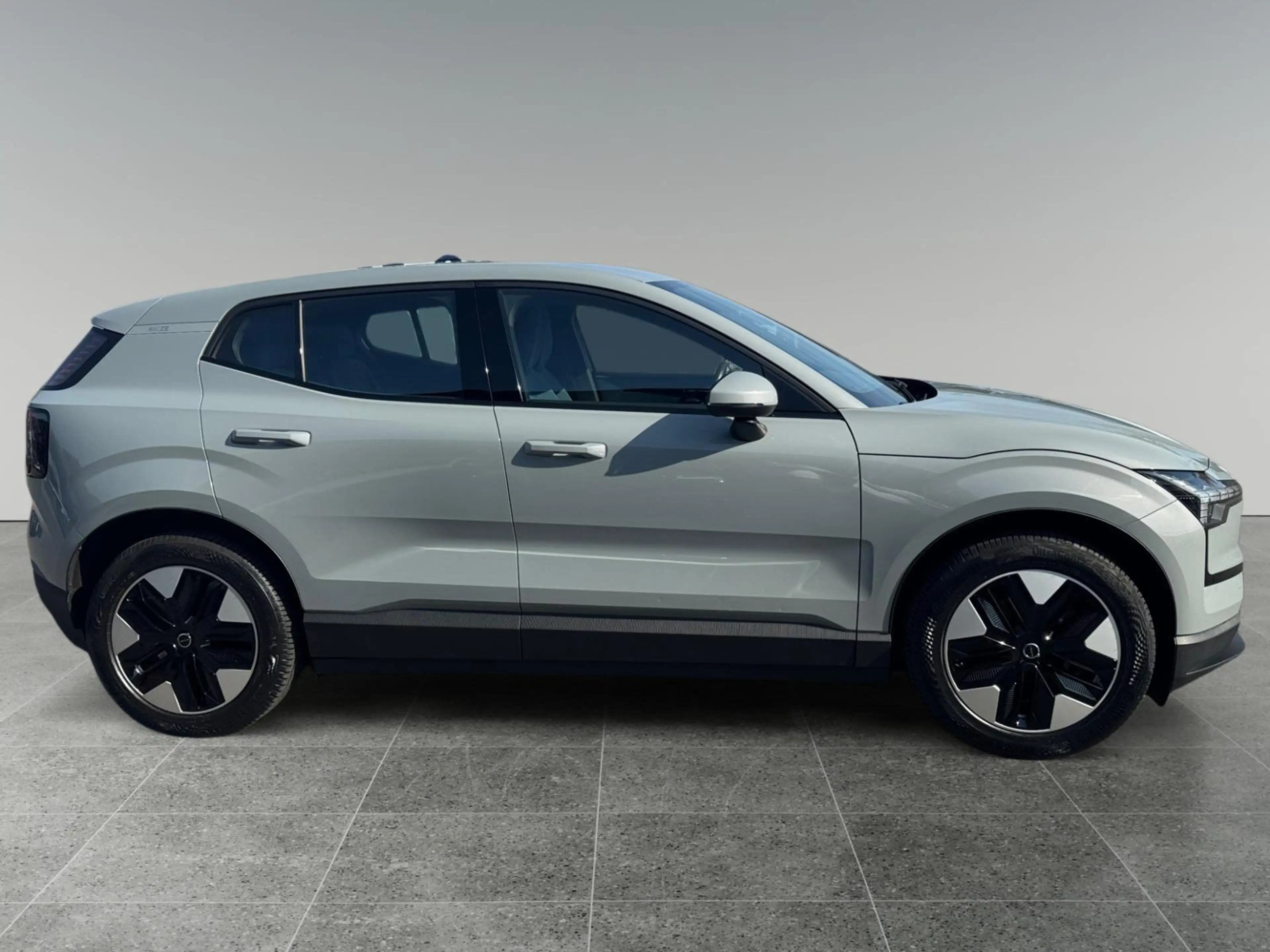 Volvo EX30 Single Motor Core 51 kWh — photo 6