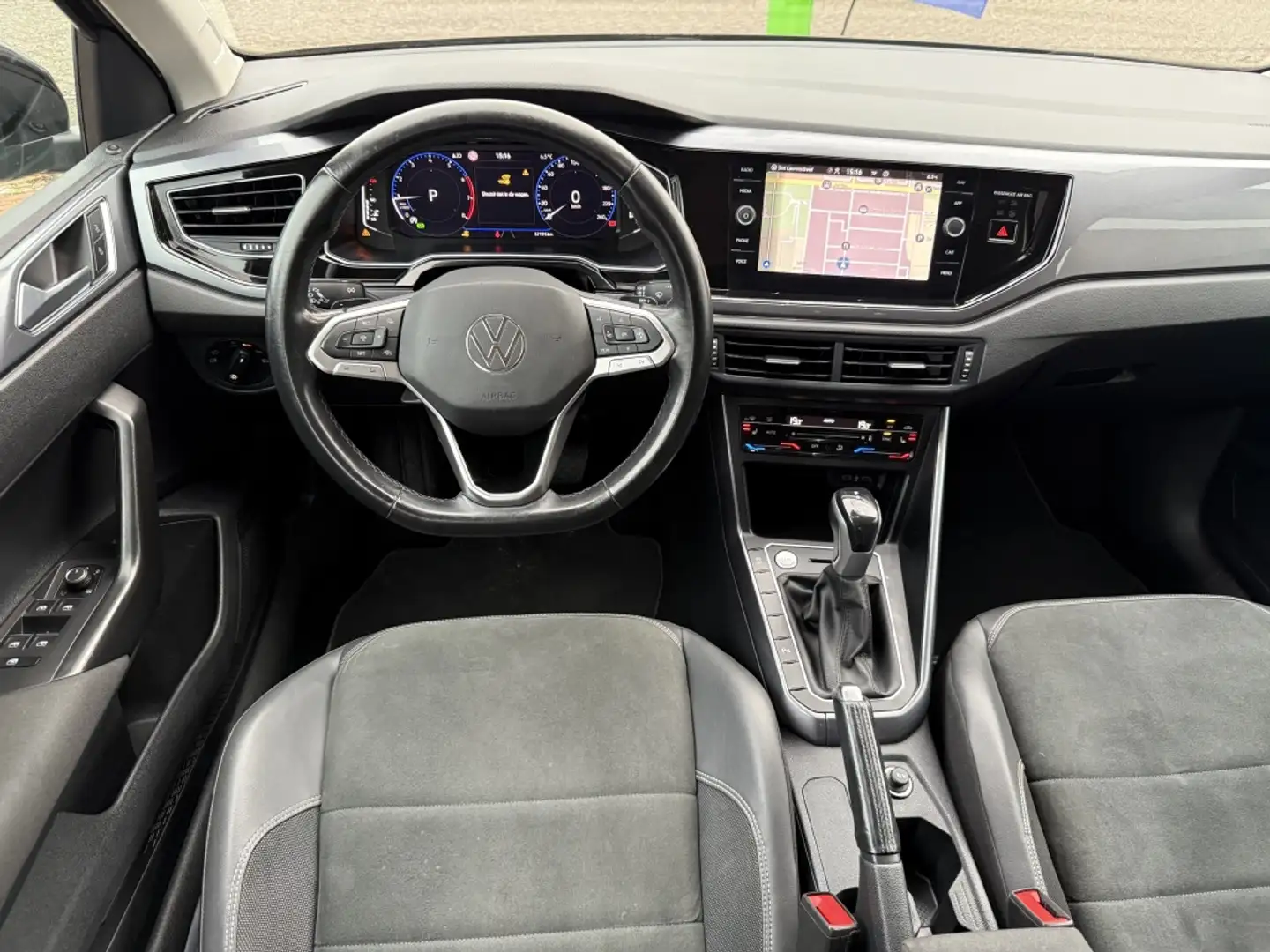 Volkswagen Polo 1.0 TSI Highline Style virtual camera IQ light car Noir - 2