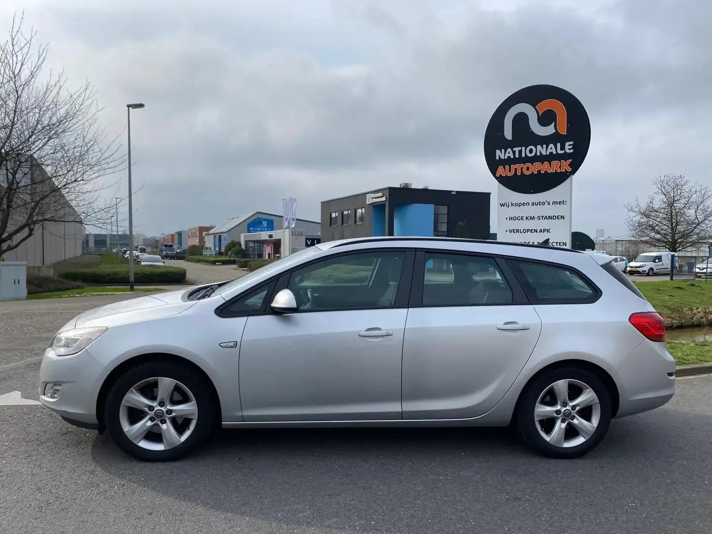 Opel Astra SPORTS TOURER 2011 * 2.0 CDTi Edition * AUTOMAAT * Grey - 2