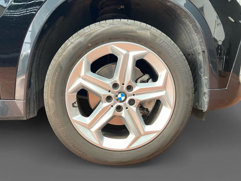 BMW X1 xLine — photo 15