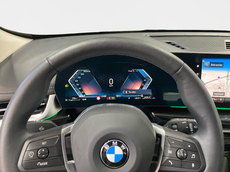 BMW X1 xLine — photo 12