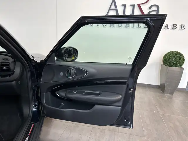 MINI Clubman view 7