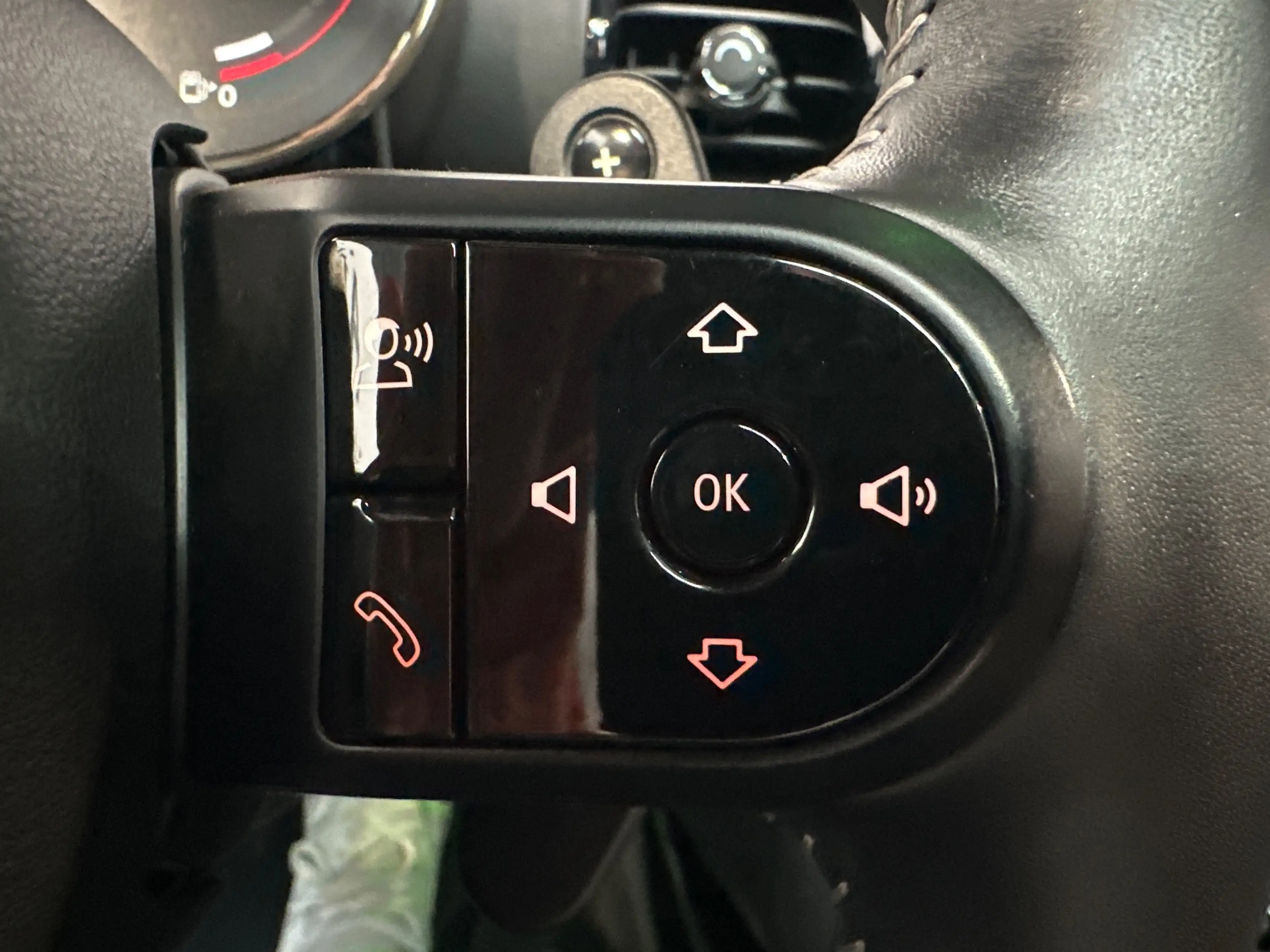MINI John Cooper Works Clubman All4 NAV+LED+PANO+H&K — photo 12