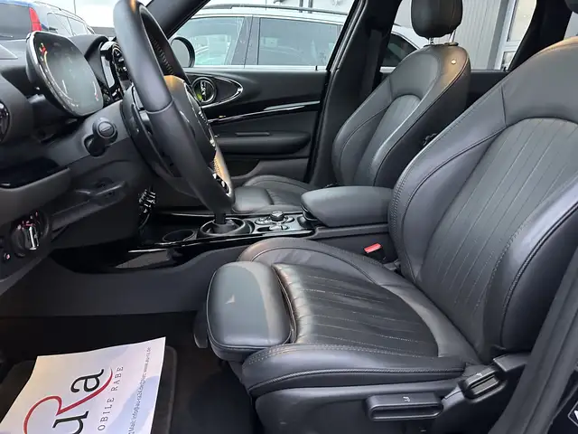 MINI Clubman view 13