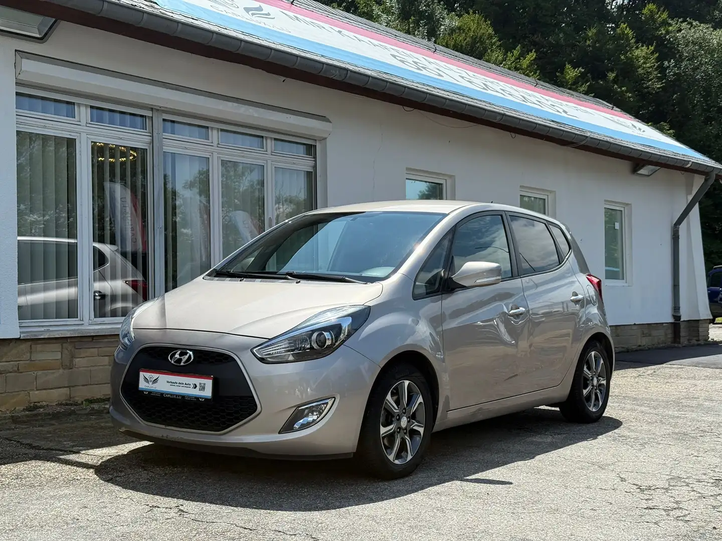 Hyundai iX20 1.6 Automatik Style Bronze - 2