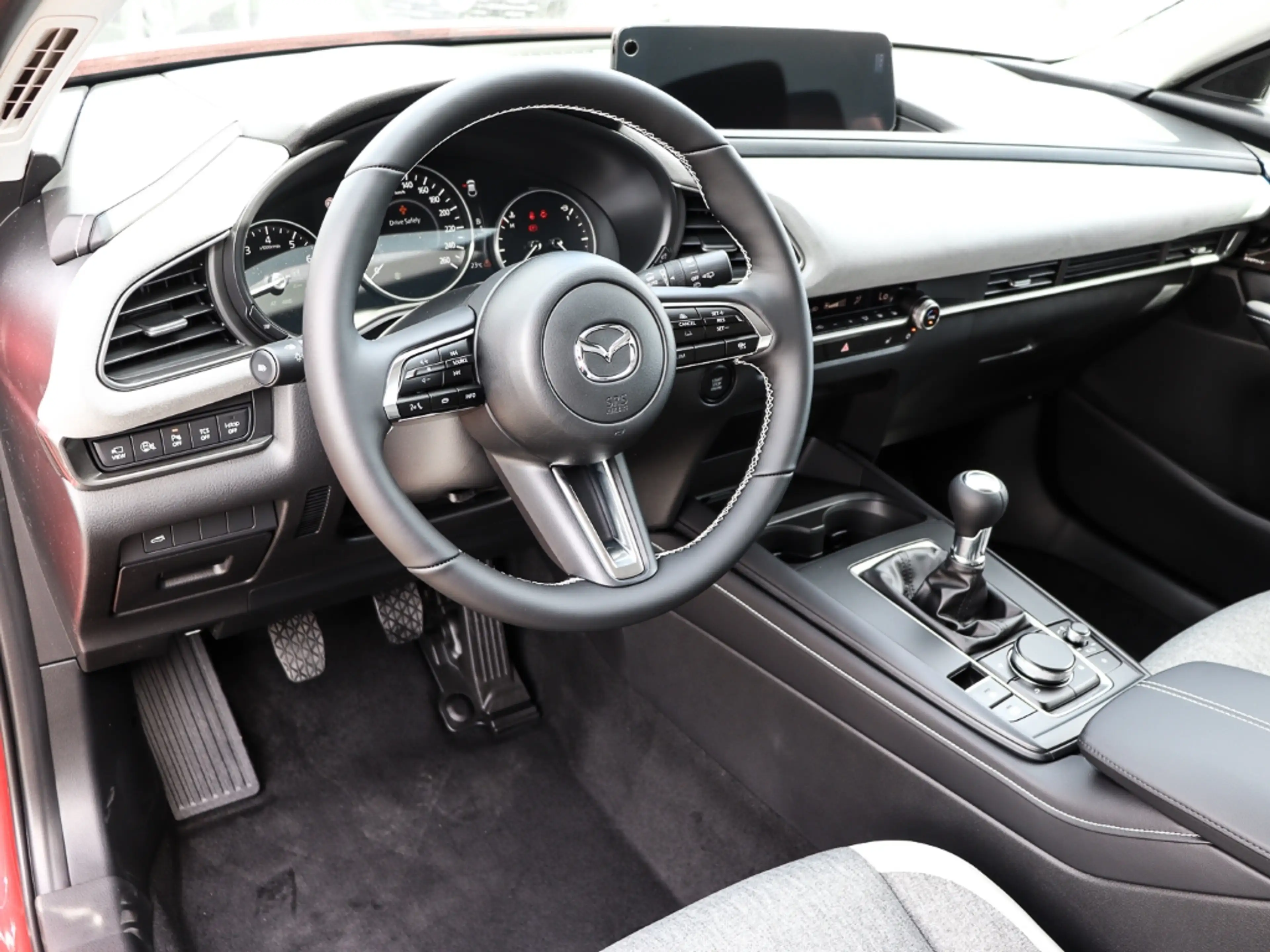 Mazda CX-30 Makoto 2027 2.5L e-SKYACTIV-G 140PS 6MT FWD BOSE L — photo 6