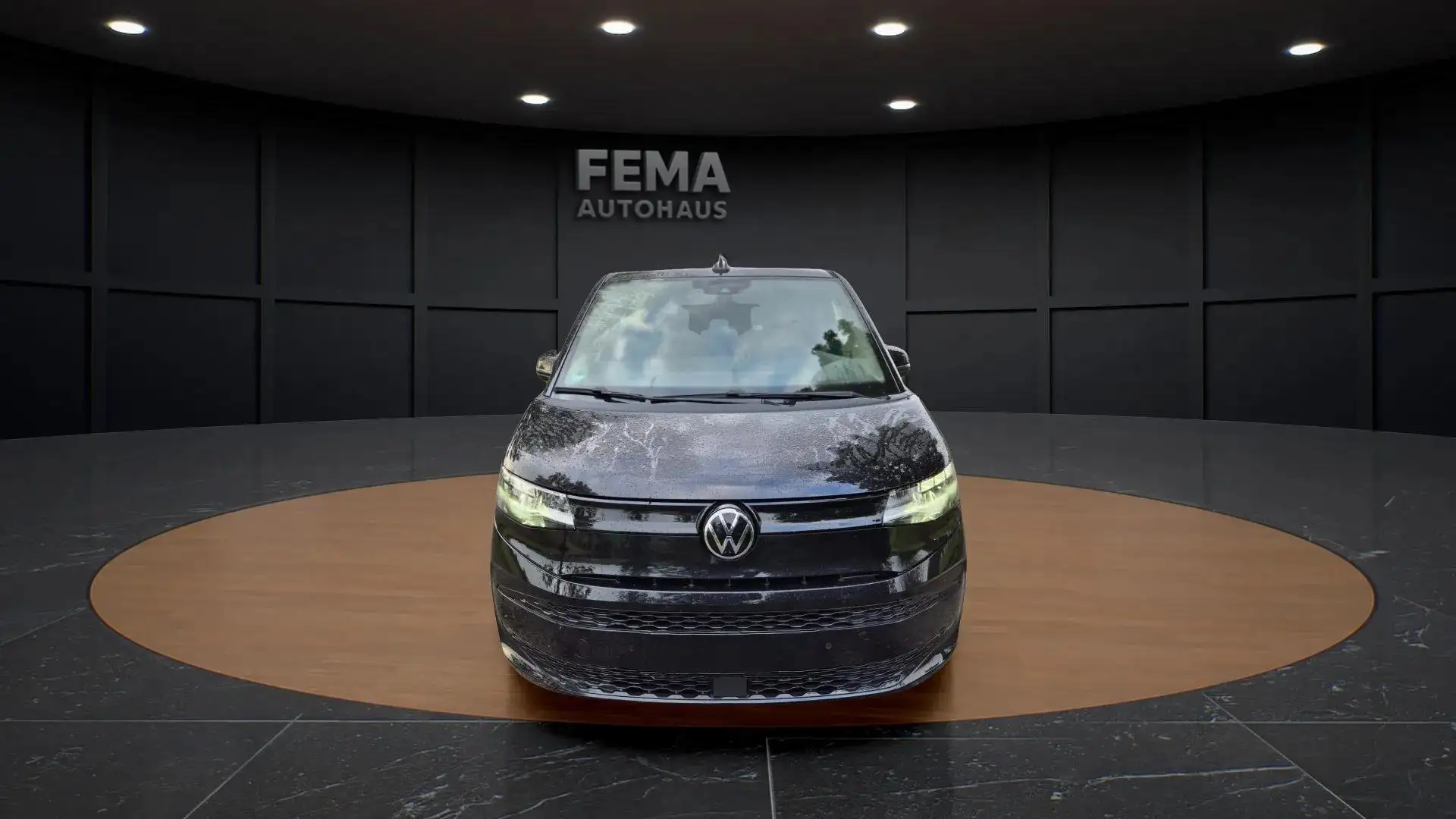 Volkswagen T7 Multivan Multivan 2.0 TDi lang Automatik *7-Sitze*AHK Schwarz - 1
