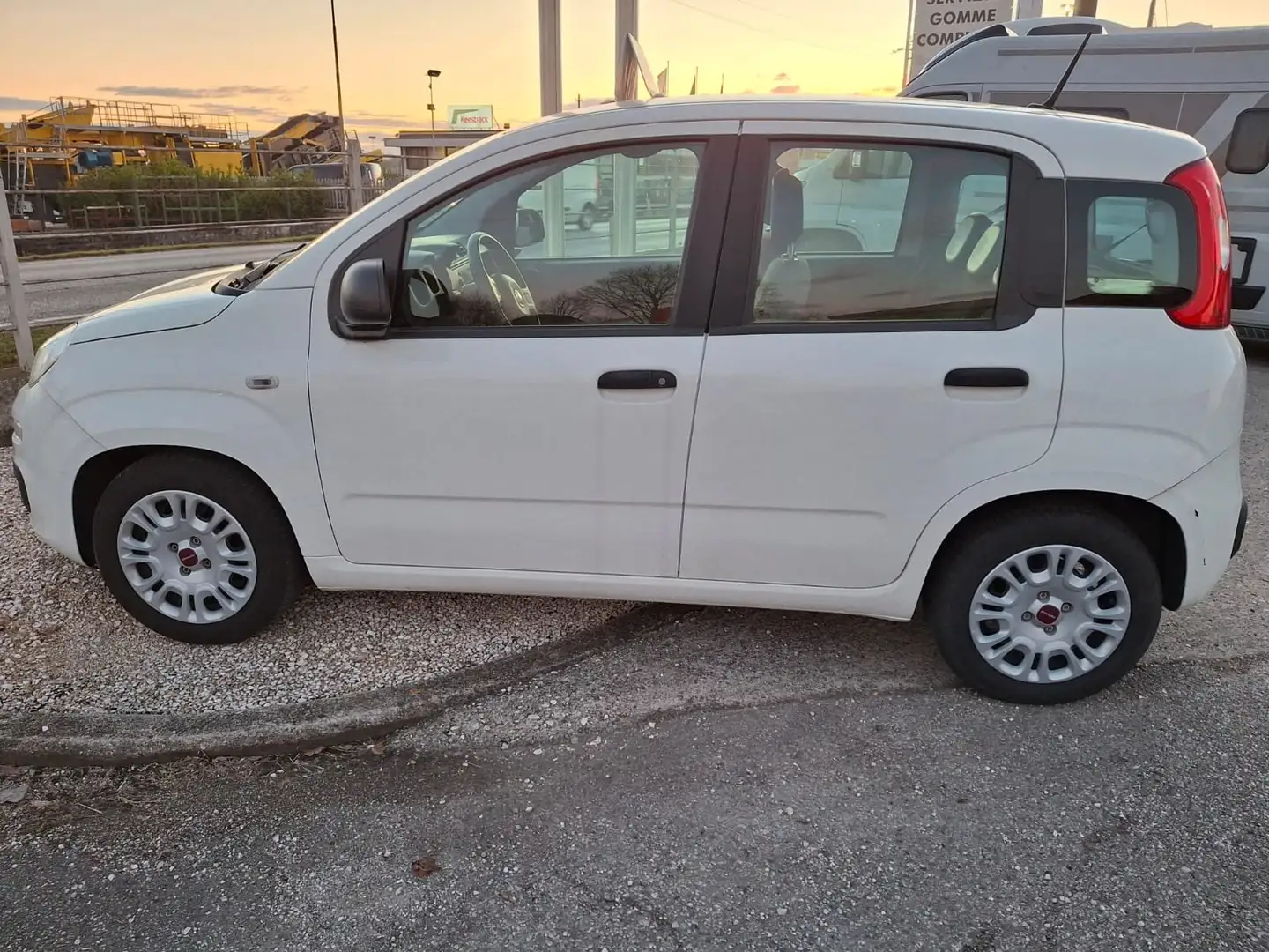 Fiat Panda 1.0 firefly hybrid City Life s Blanc - 2
