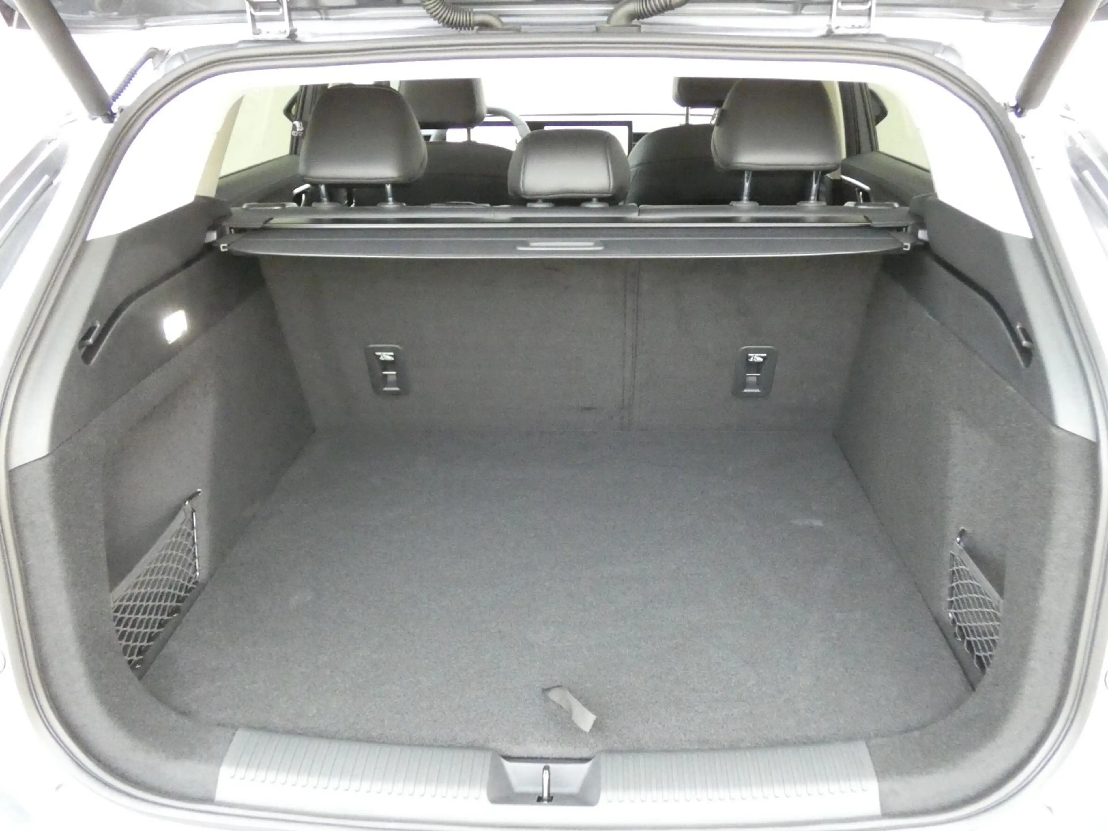 MG HS Hybrid+ Luxury +360+Distr+LED+SHZ+ALU+ — photo 10