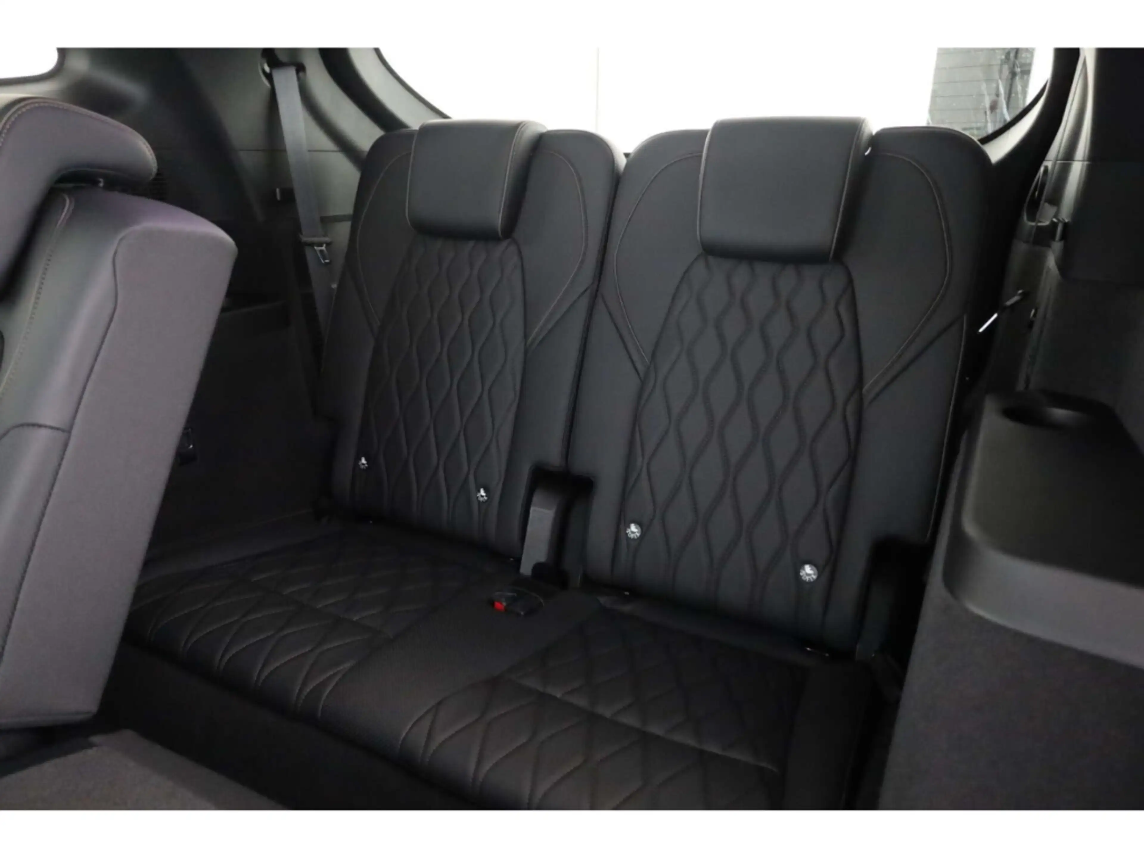 BYD Tang — photo 12