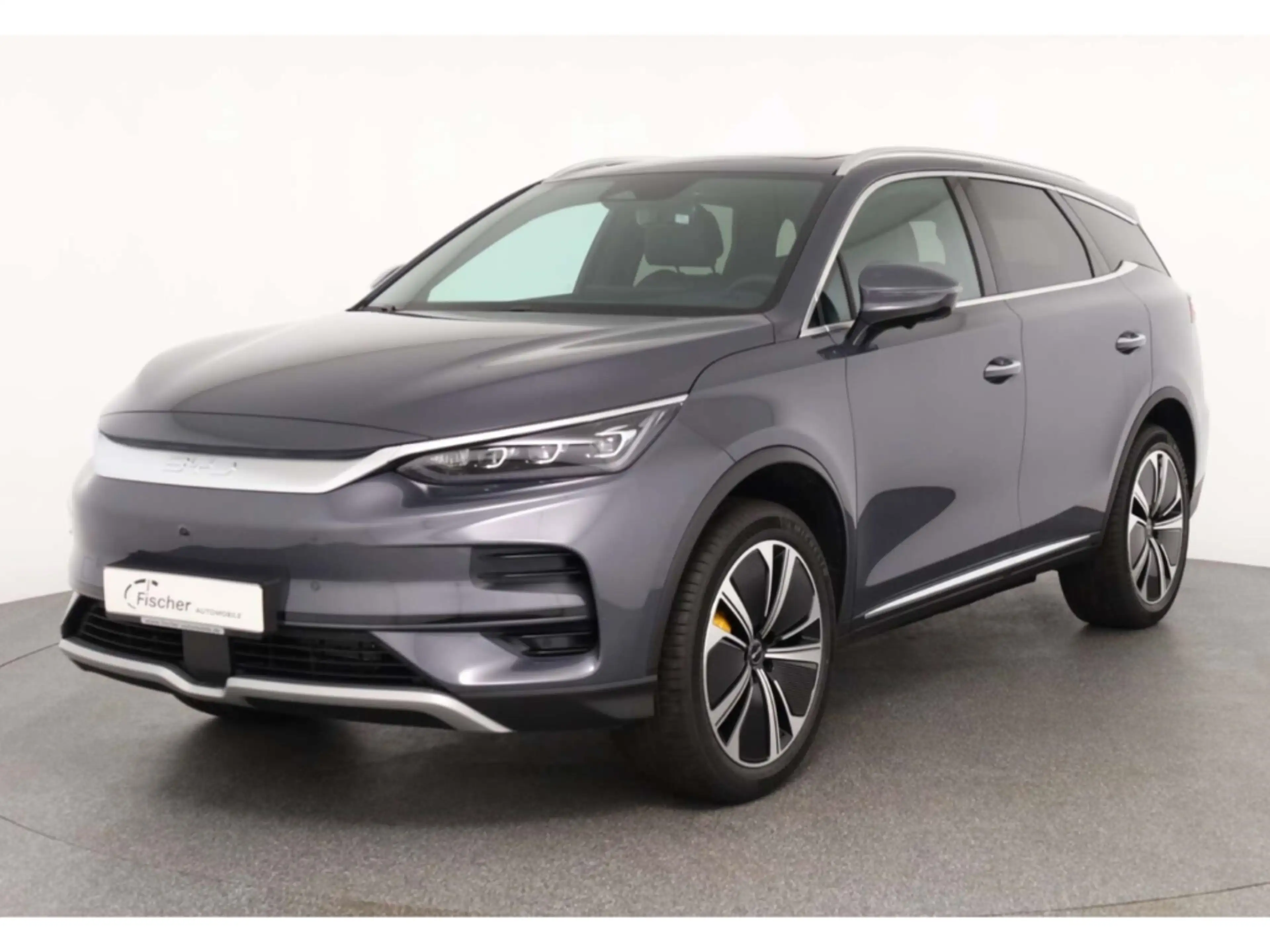 BYD Tang — photo 2