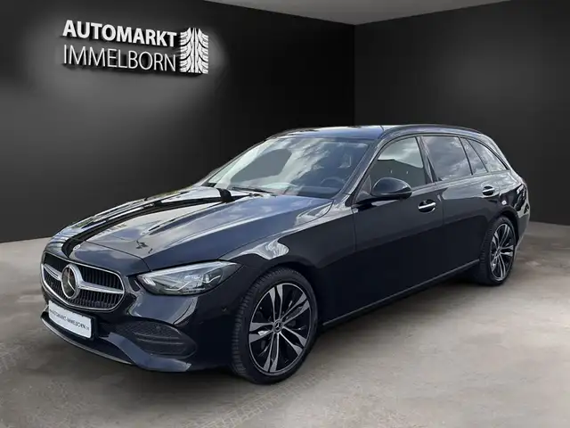 Mercedes-Benz C-Class view 4