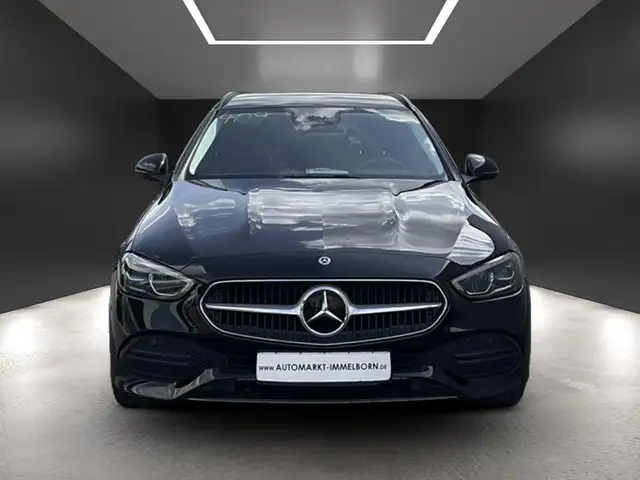 Mercedes-Benz C-Class view 9