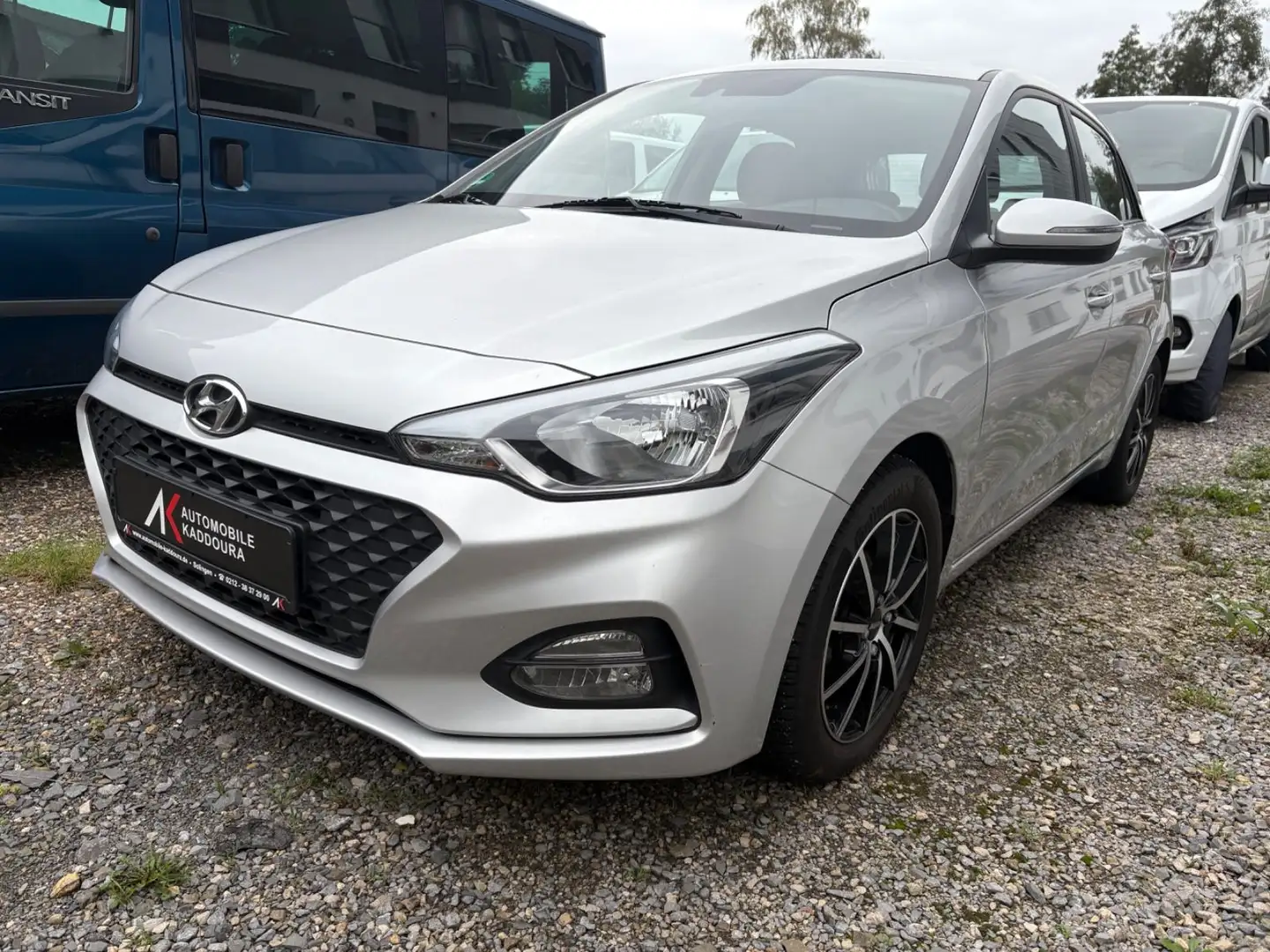 Hyundai i20 Navi Klima Sitz+Lenkradhzg Rückfahrkamera Argent - 1