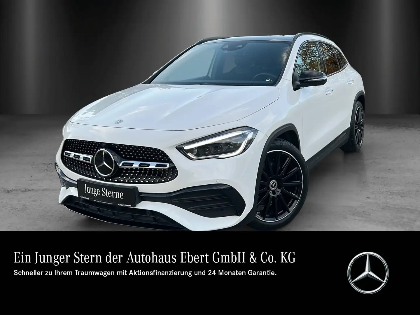 Mercedes-Benz GLA 250 GLA250 4M AMG Pano DISTRO Standhz AHK Burme MLED Blanc - 1