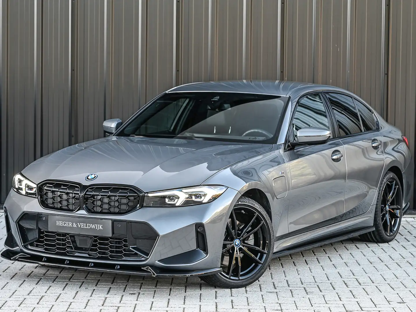 BMW 330 3-serie 330e | M-SPORT | 340 LOOK | SPORT SEATS | Gris - 2