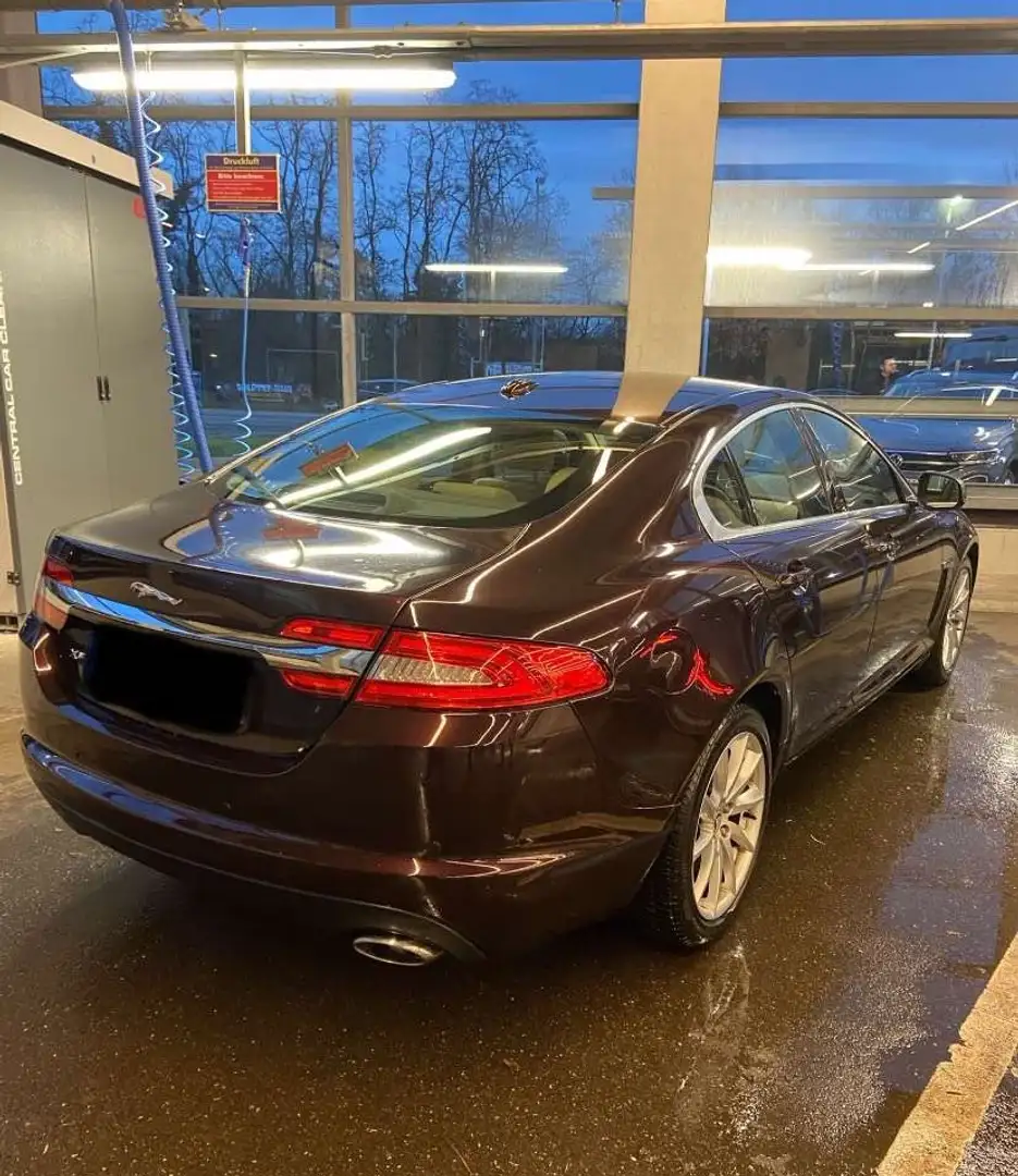 Jaguar XF 2.2 Diesel - 1