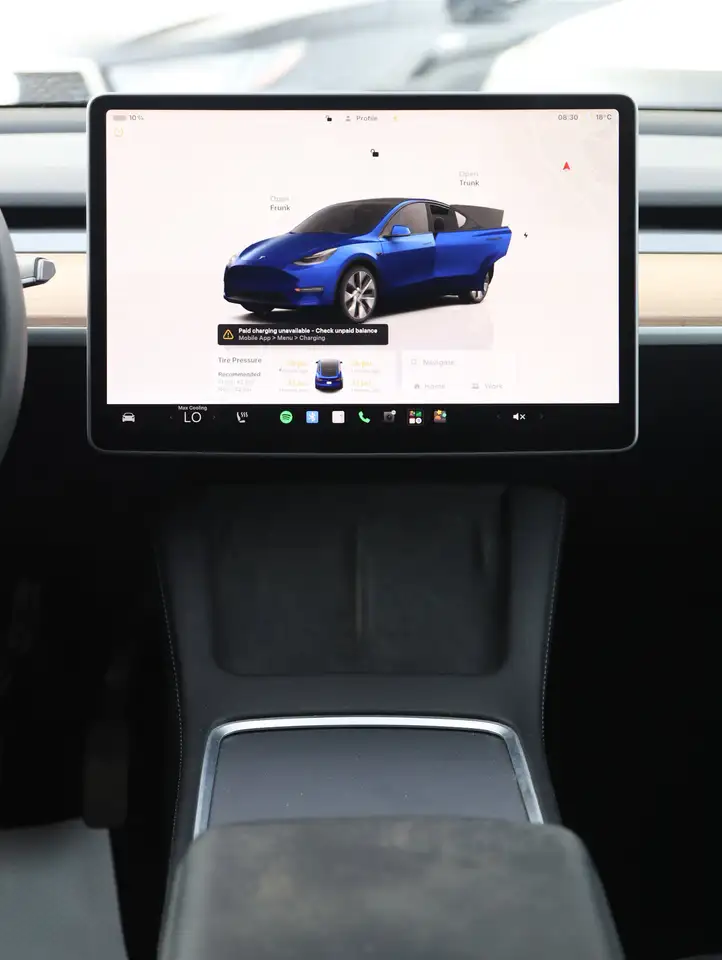 Tesla Model Y fotografie Tesla Model Y