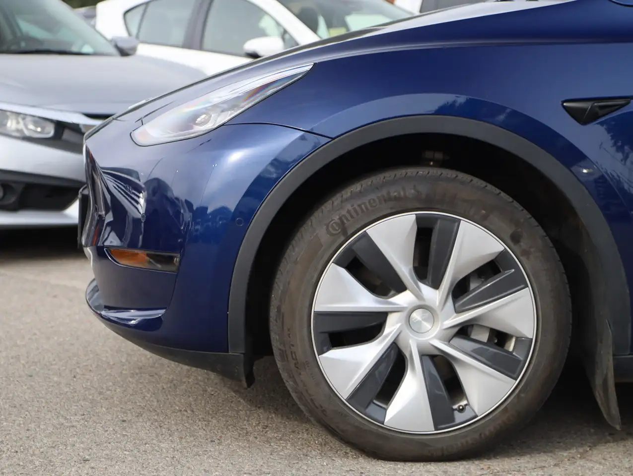 Tesla Model Y fotografie Tesla Model Y